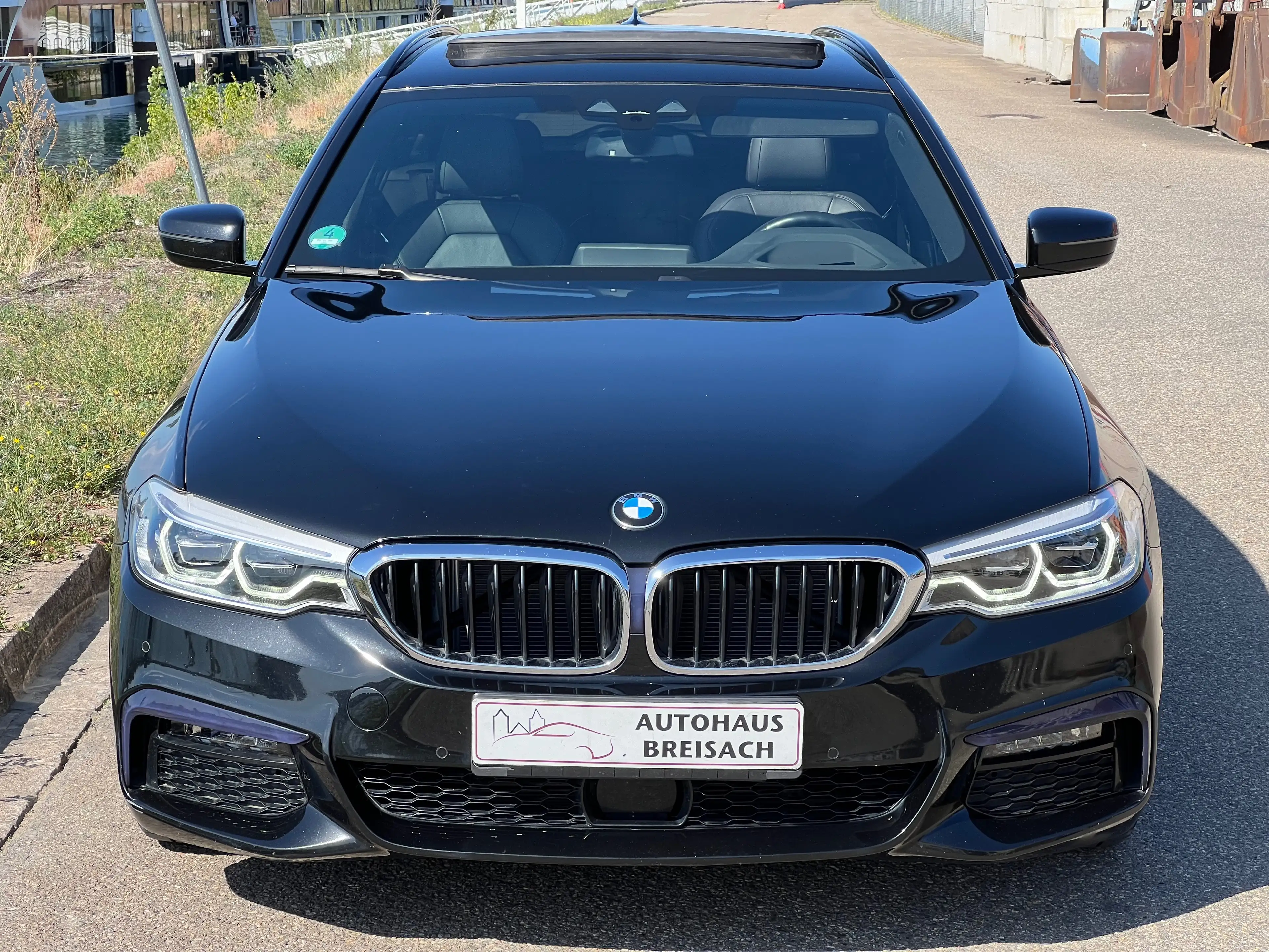 BMW 530 5er Touring Diesel M530d xDrive Touring Aut. M Packet — photo 2