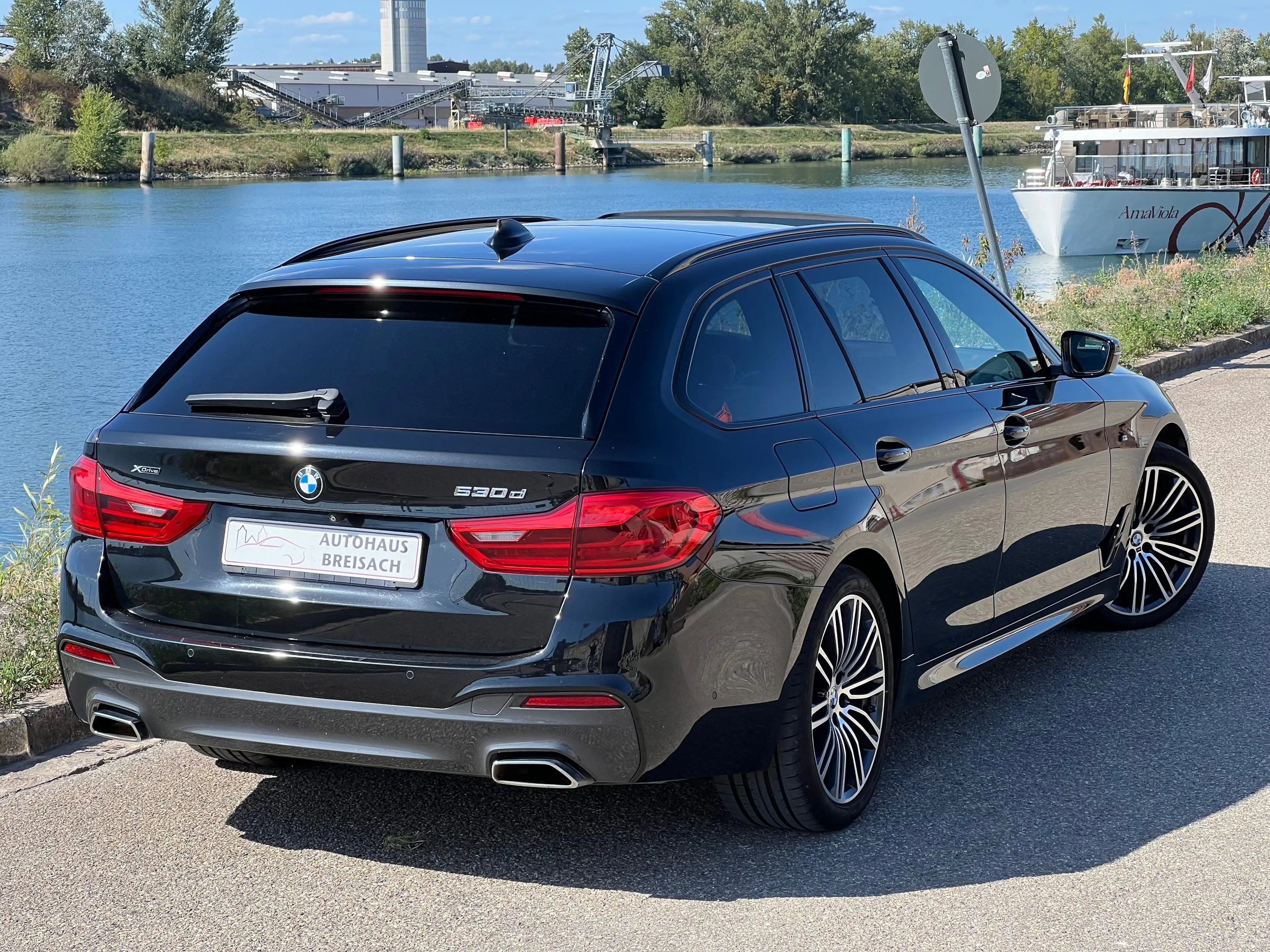 BMW 530 5er Touring Diesel M530d xDrive Touring Aut. M Packet — photo 7