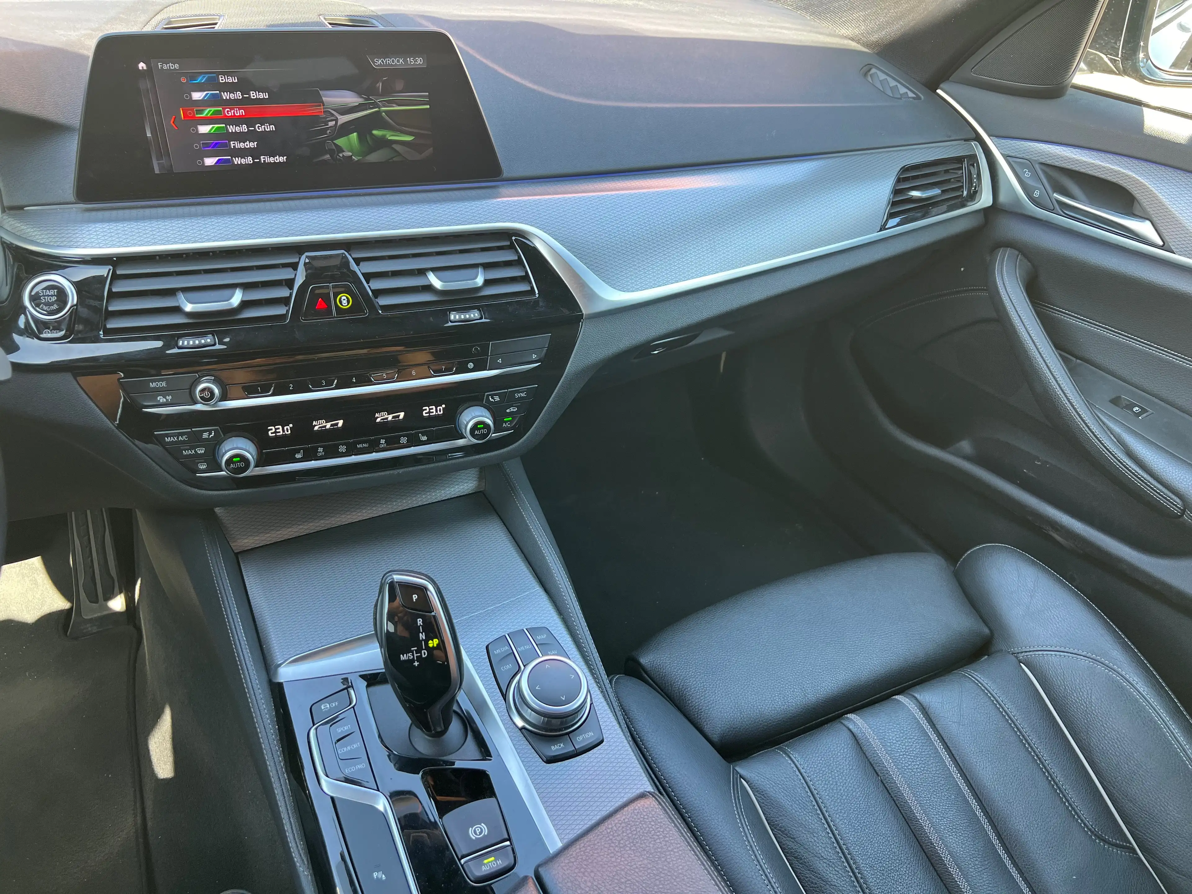 BMW 530 5er Touring Diesel M530d xDrive Touring Aut. M Packet — photo 15