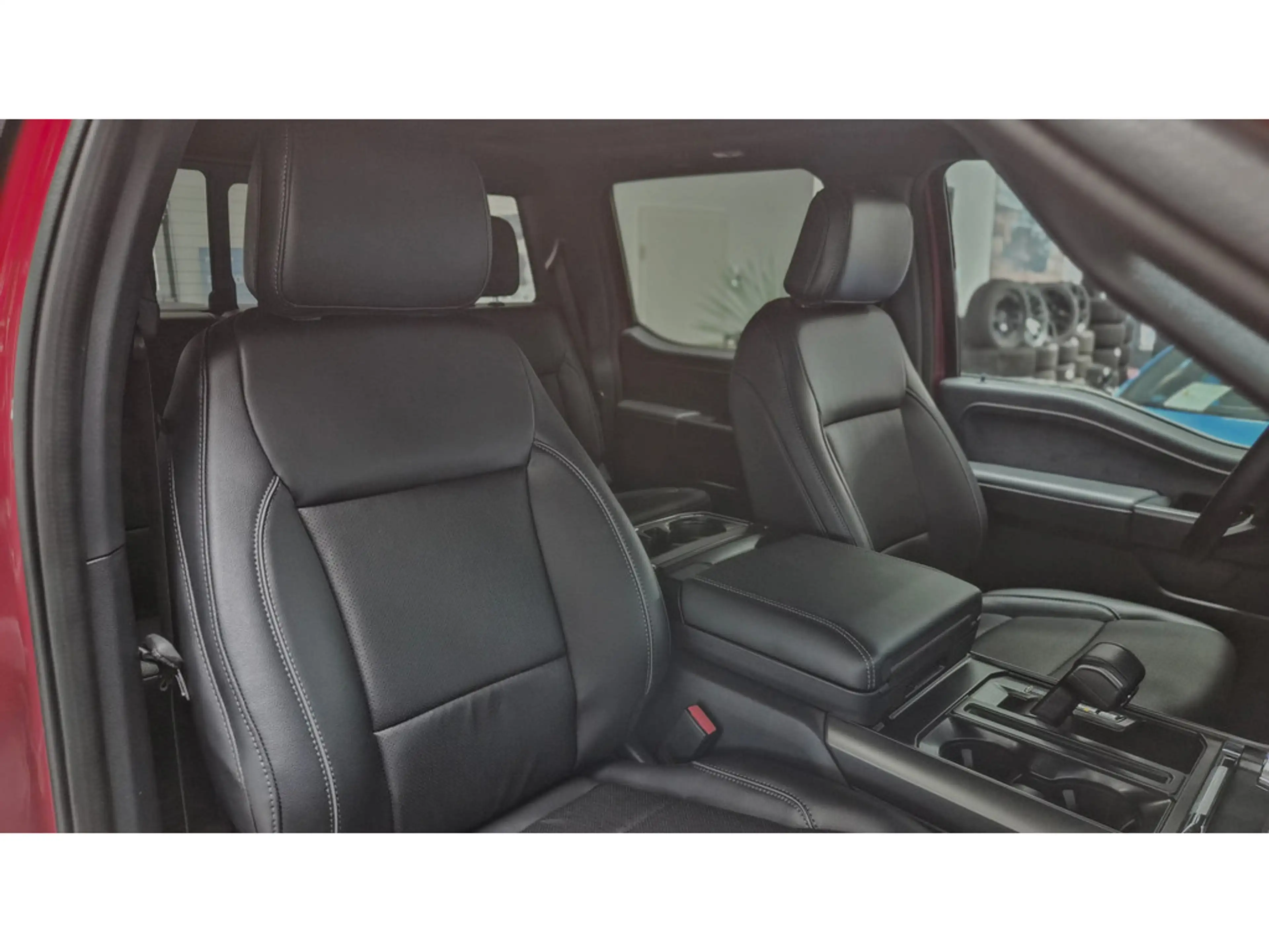 Ford F 150 Lariat V8 Supercrew B&O Head-Up FX4 LED 20" — photo 12