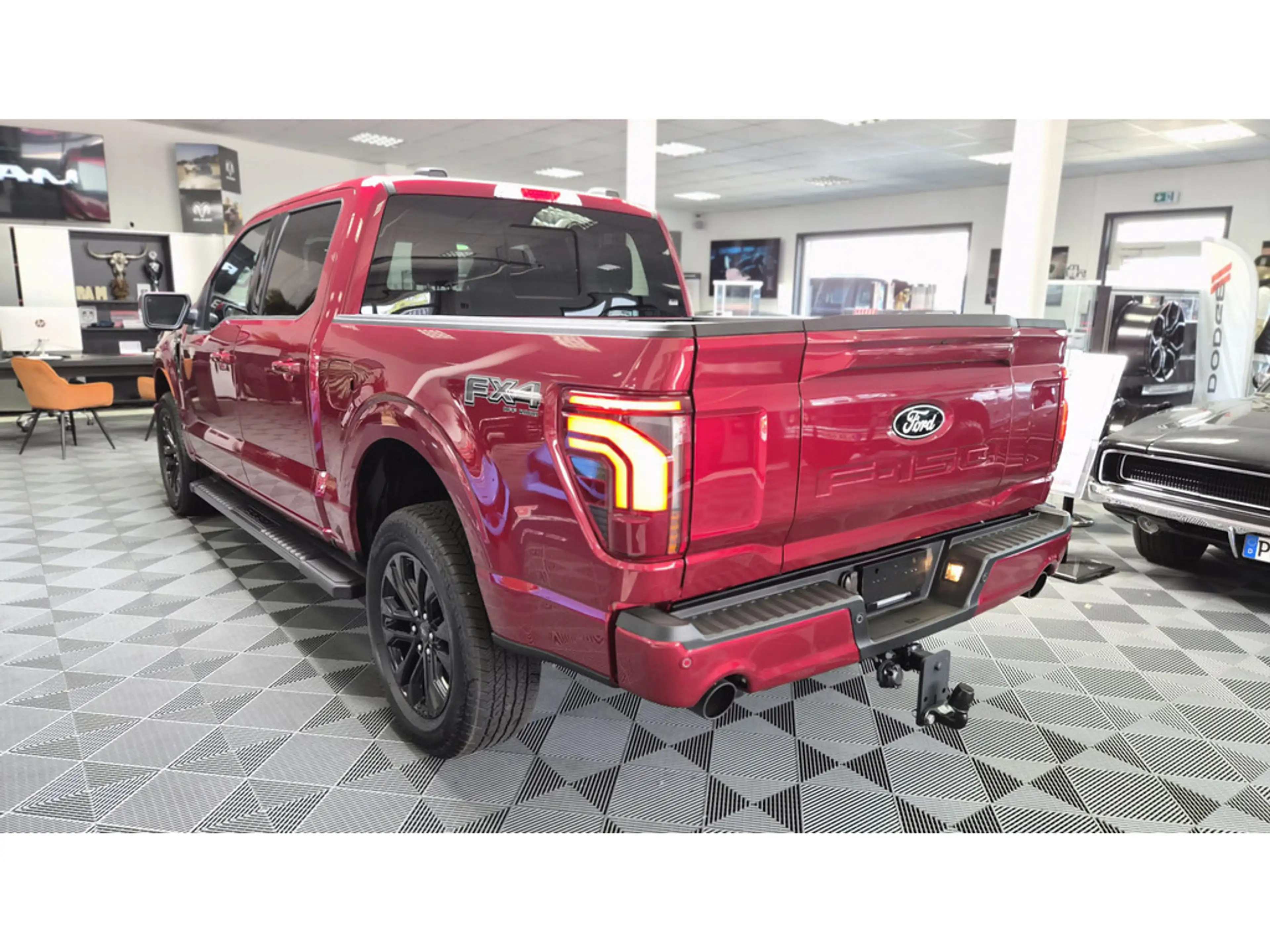 Ford F 150 Lariat V8 Supercrew B&O Head-Up FX4 LED 20" — photo 7