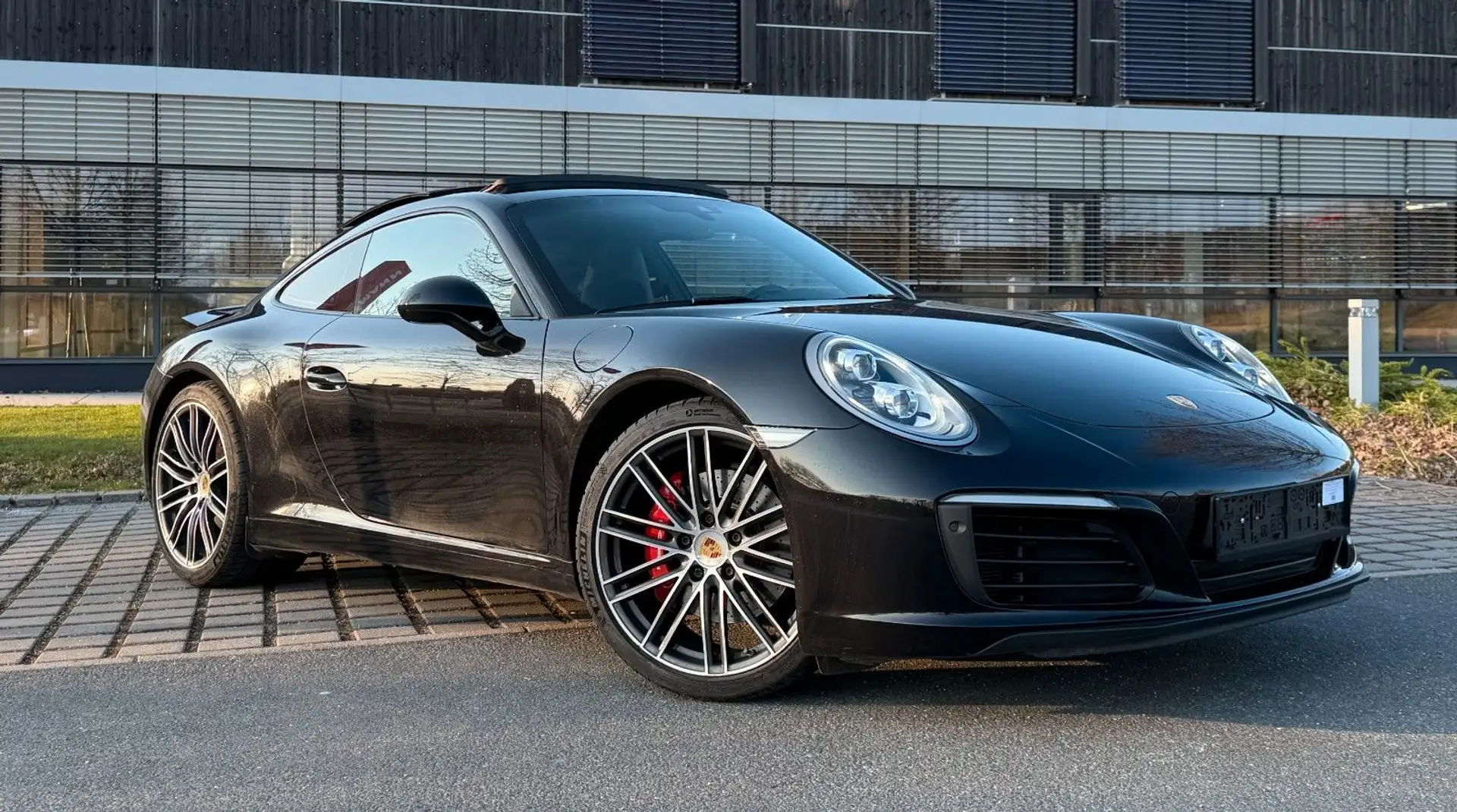 Porsche 911 Carrera S 991.2 Sport-Chrono Alcantara PASM Černá - 1