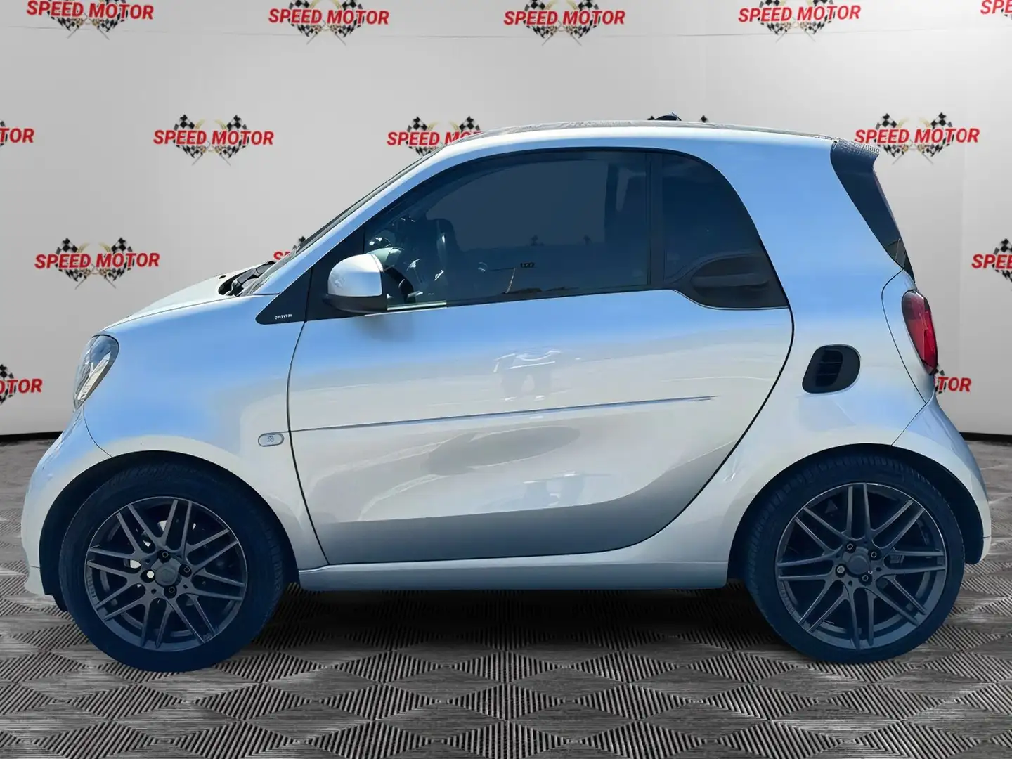 smart forTwo 90 Turbo twinamic Passion, RETROCAMERA Argento - 2