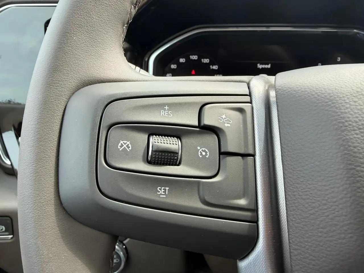 GMC Sierra 3500HD снимка GMC Sierra 3500HD