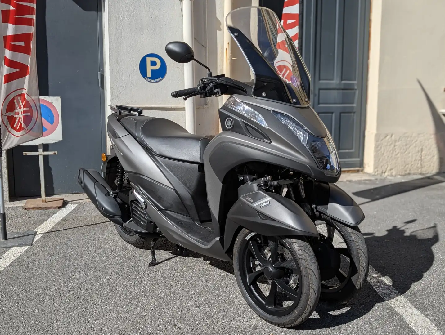 Yamaha TriCity Gris - 1