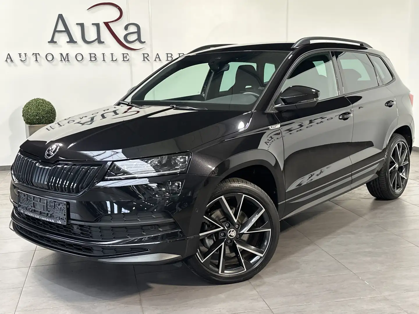 Skoda Karoq 2.0 TDI 4x4 DSG Sportline NAV+LED+ACC+KAM Negru - 2