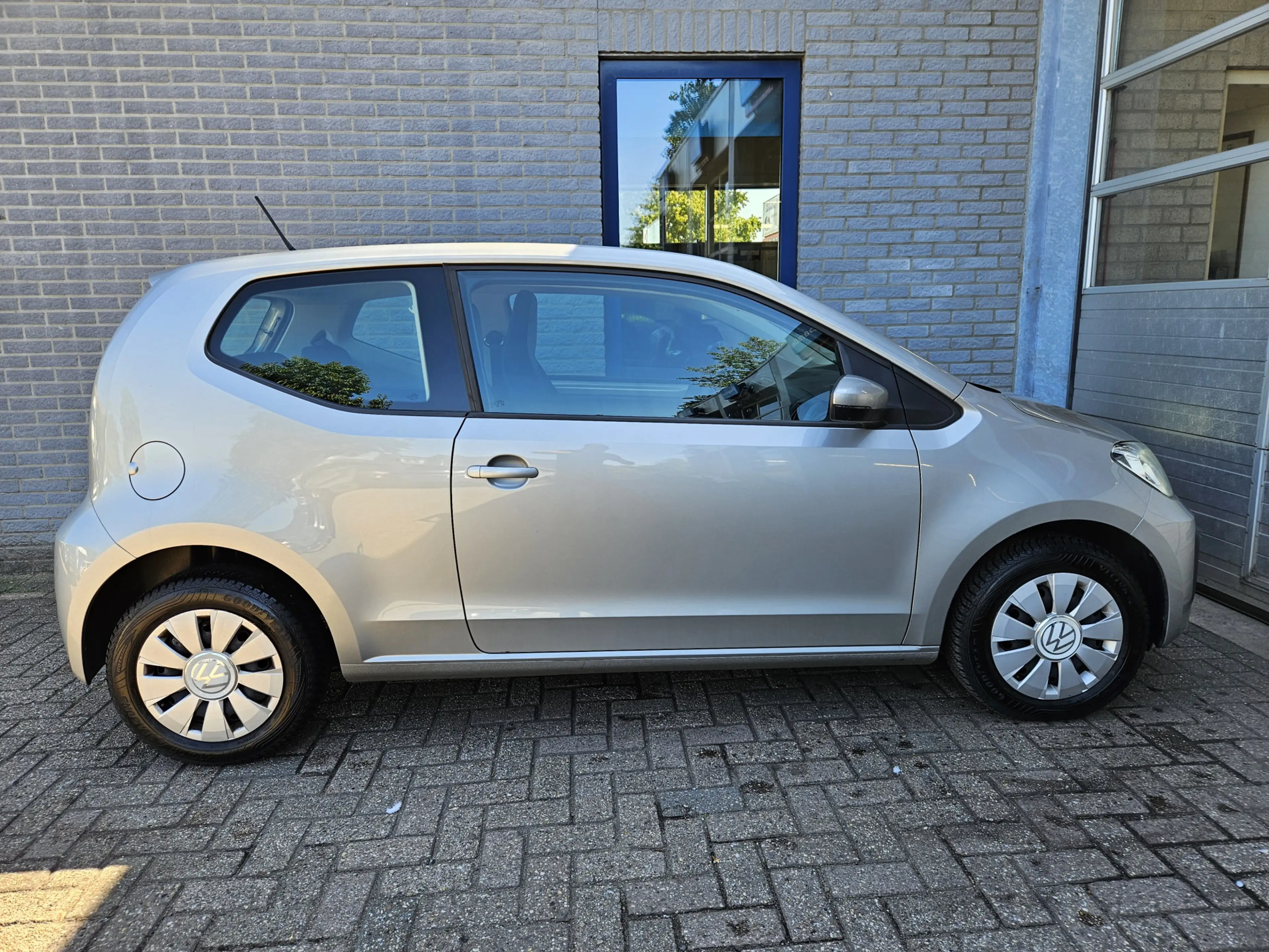 Volkswagen up! 1.0 BMT move up! Inclusief Afleveringskosten — photo 7