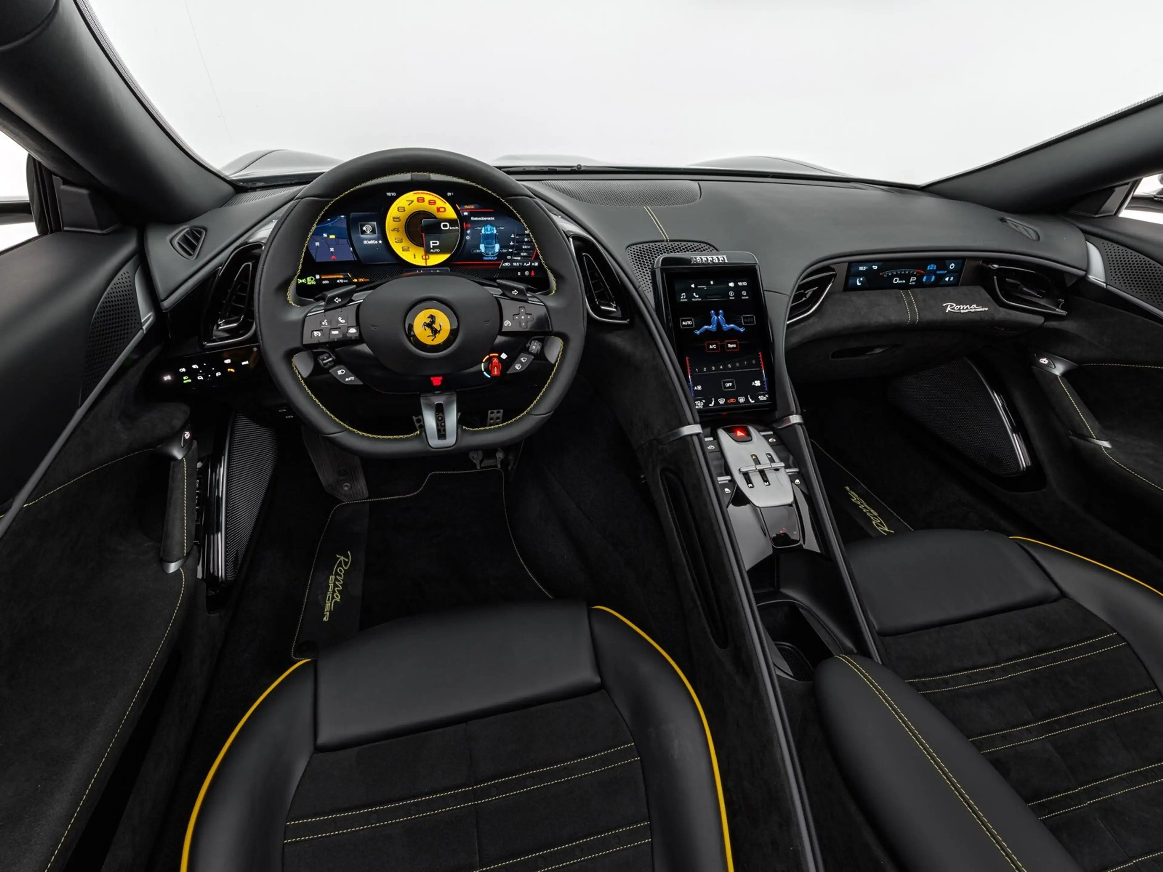 Ferrari Roma Spider — photo 13