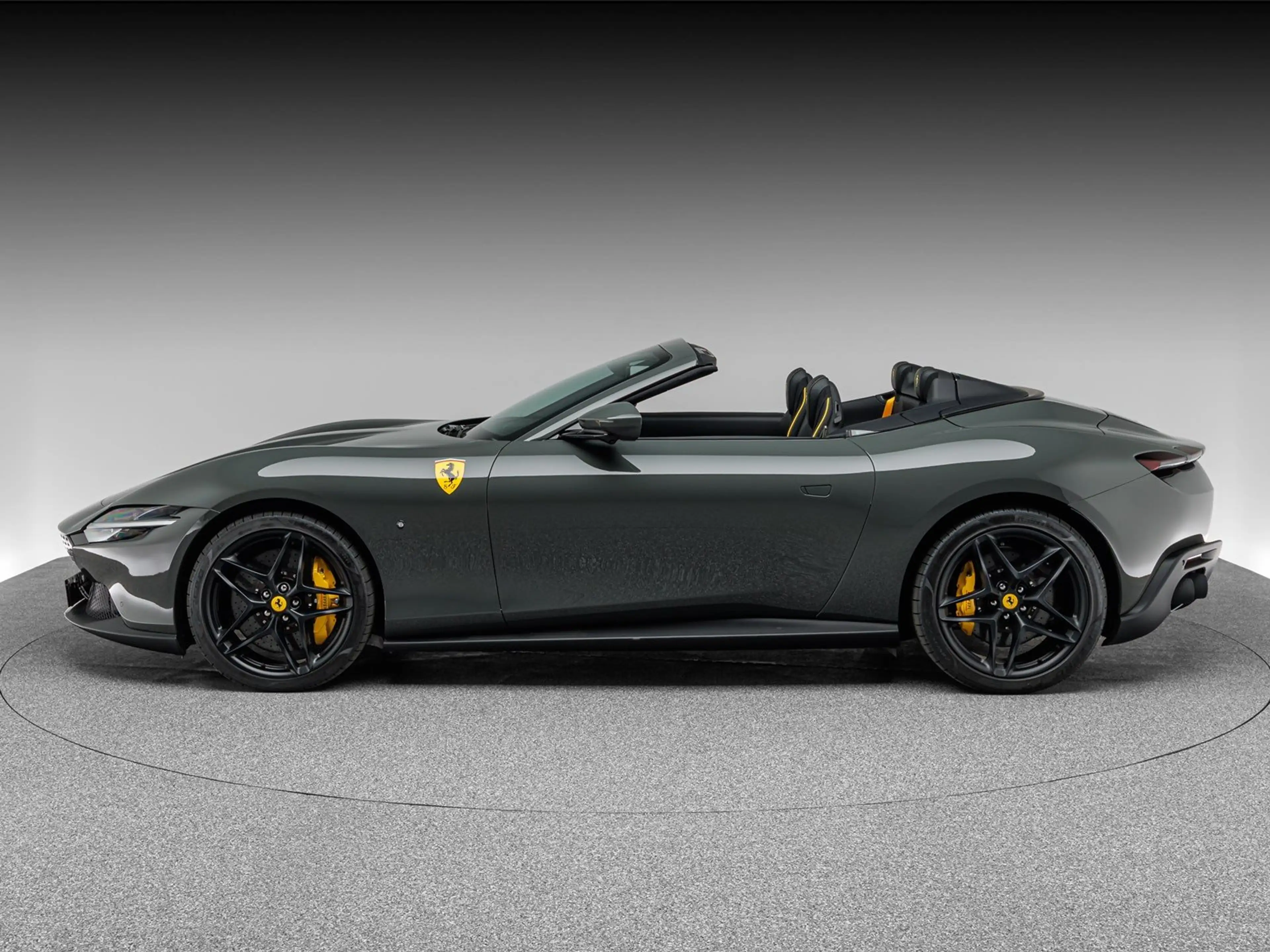 Ferrari Roma Spider — photo 2