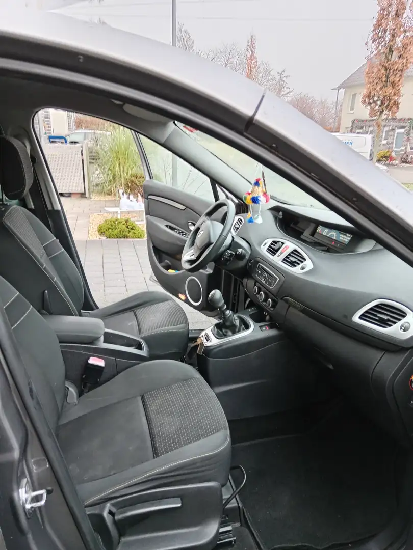 Renault Scenic Scenic Diesel dCi 110 FAP Dynamique Grau - 2