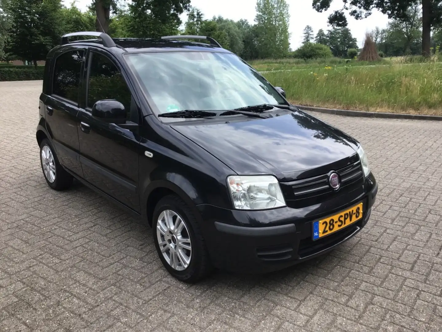 Fiat Panda 1.2 EDIZIONE COOL Zwart - 2