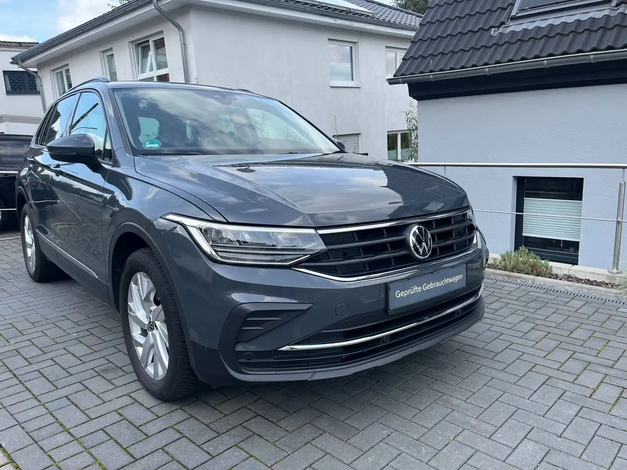 Volkswagen Tiguan, фото 1