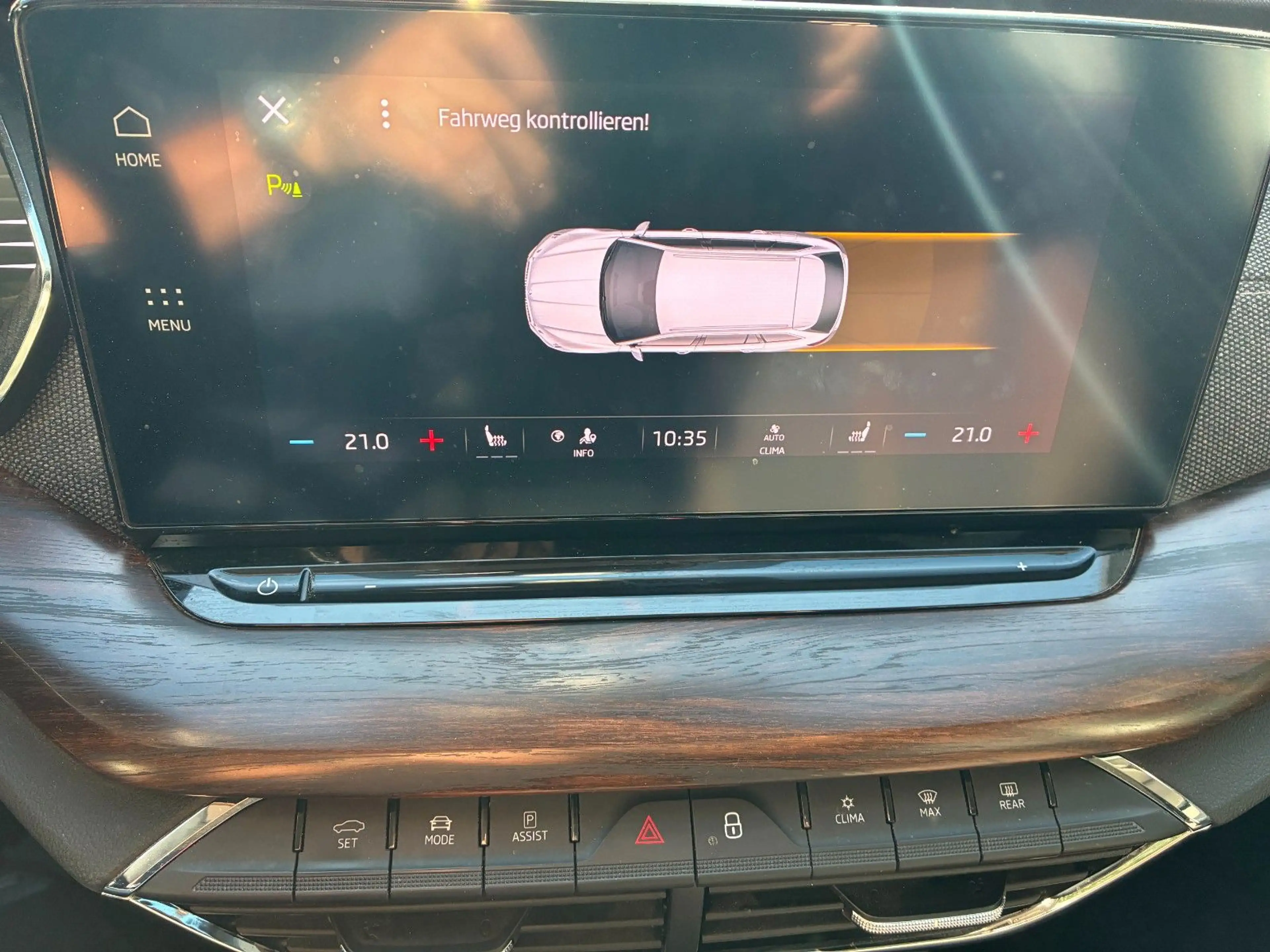 Skoda Octavia Combi Scout 4x4 Navi Standheizung AHK ! — photo 13