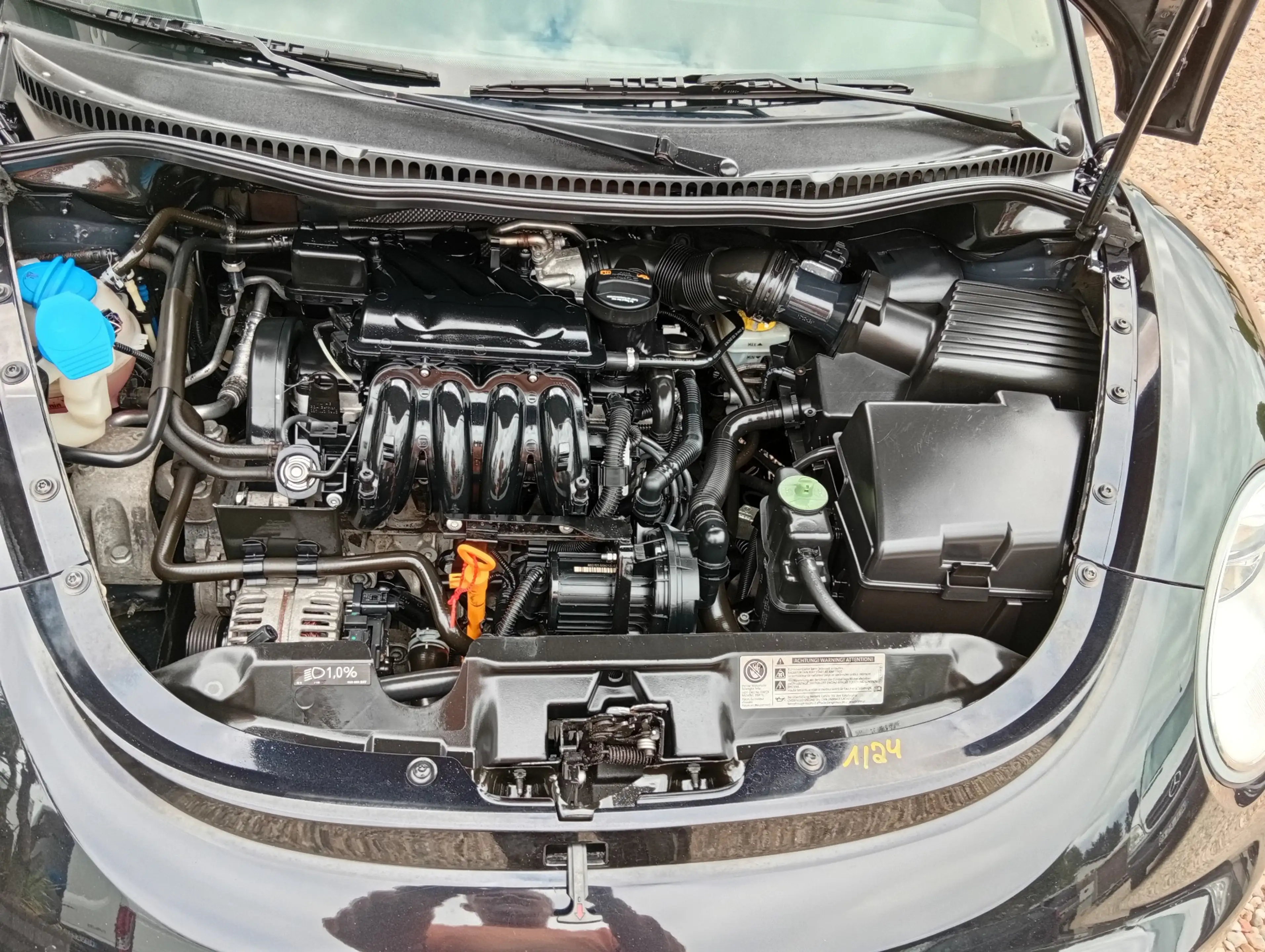 Volkswagen New Beetle New Beetle 1.6 Carat, Leder! KD & ZR Neu! — photo 15