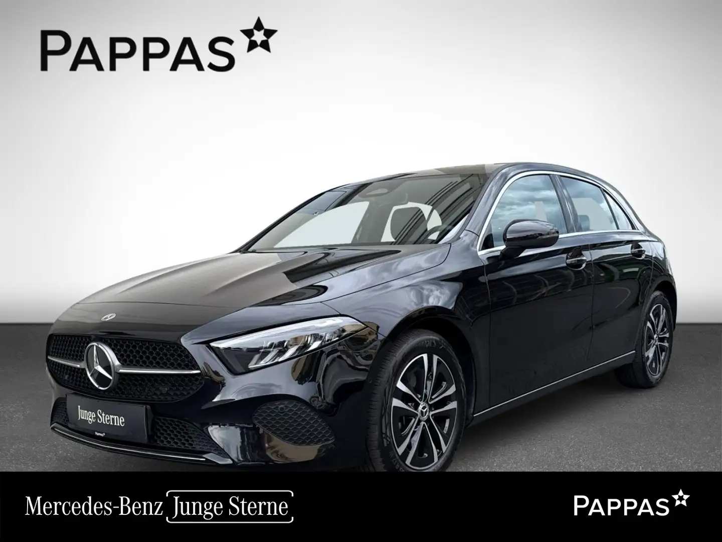 Mercedes-Benz A 180 Kompaktlimousine PTS Cam Navi Wide LED SHZ Zwart - 1