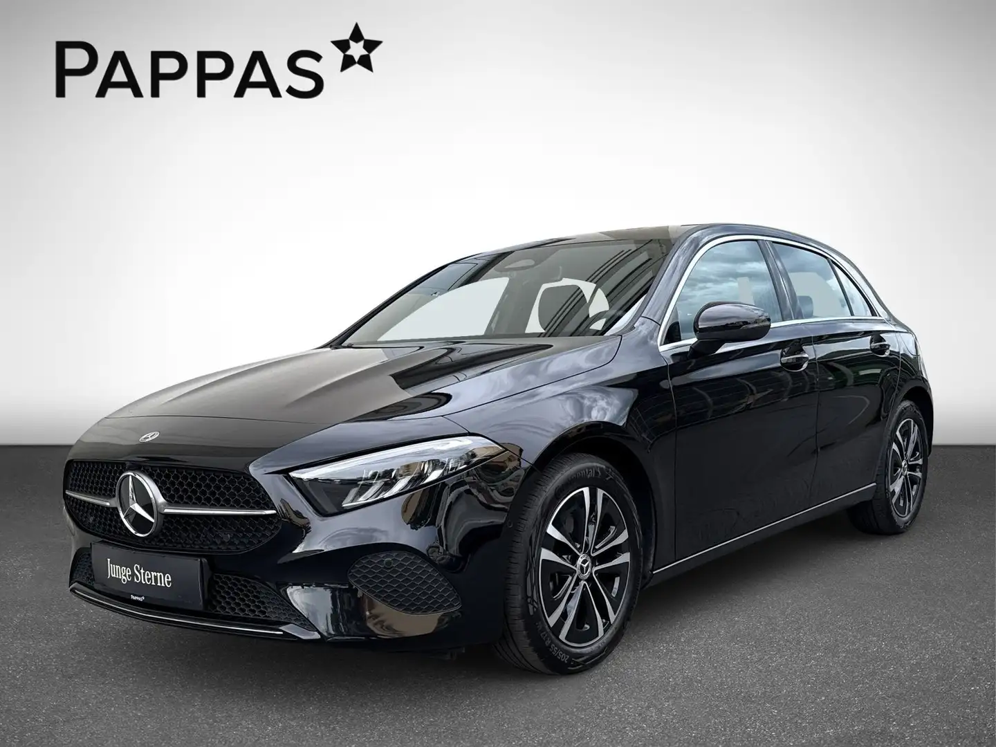 Mercedes-Benz A 180 Kompaktlimousine PTS Cam Navi Wide LED SHZ Zwart - 2