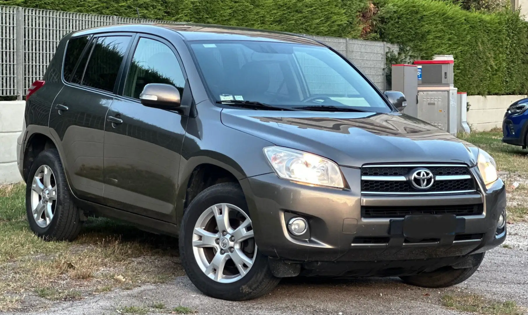Toyota RAV 4 2.2 D-4D 4x4 Sol - 1