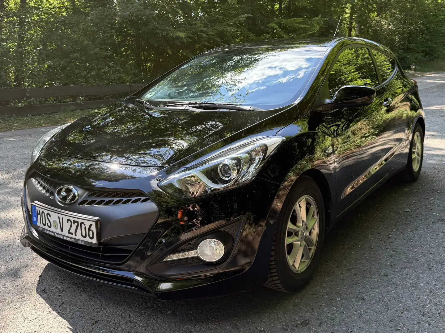 Hyundai i30 i30 Coupe 1.6 Coupe Automatik Design Black - 1
