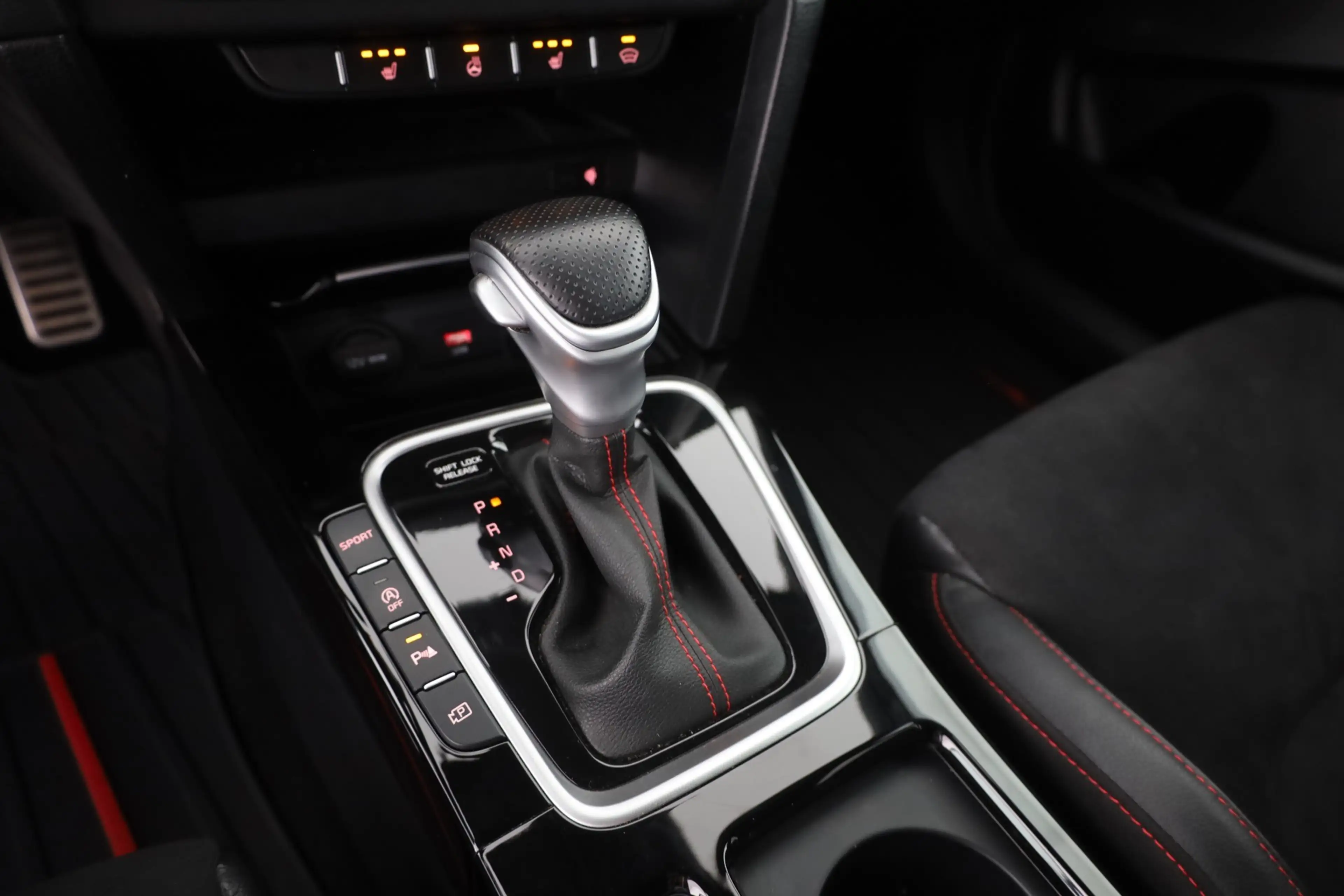 Kia ProCeed / pro_cee'd ProCeed 1.6 T-GDI GT LED Navi AHK Kamera DAB ACC — photo 14