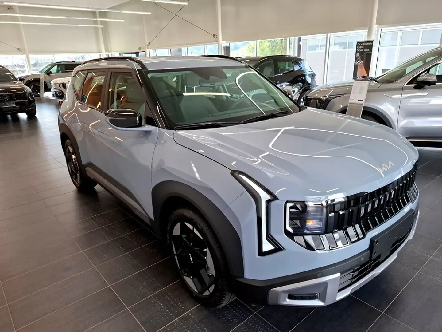 Kia Seltos 1,6 TGDI 180 2WD Silber Grau - 2