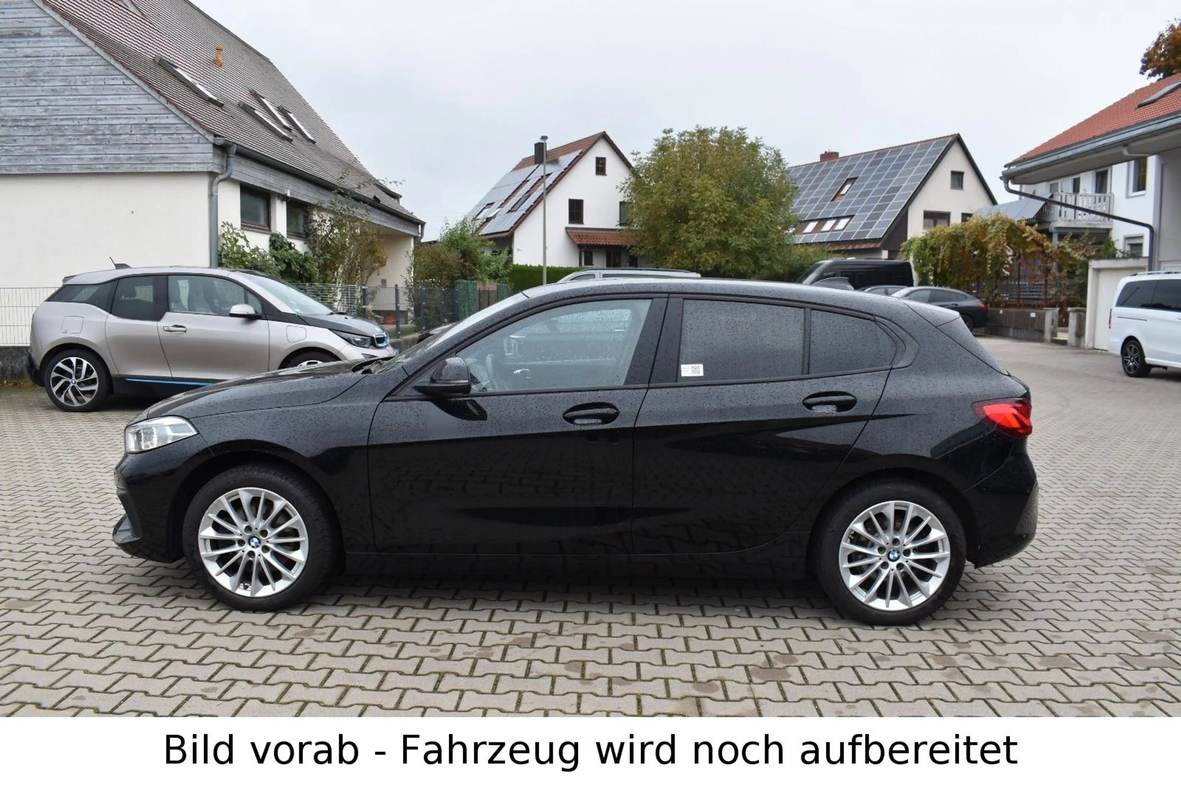 BMW 118 i Aut. Advantage Navi Sitzhzg Sportsitze 17" — photo 4