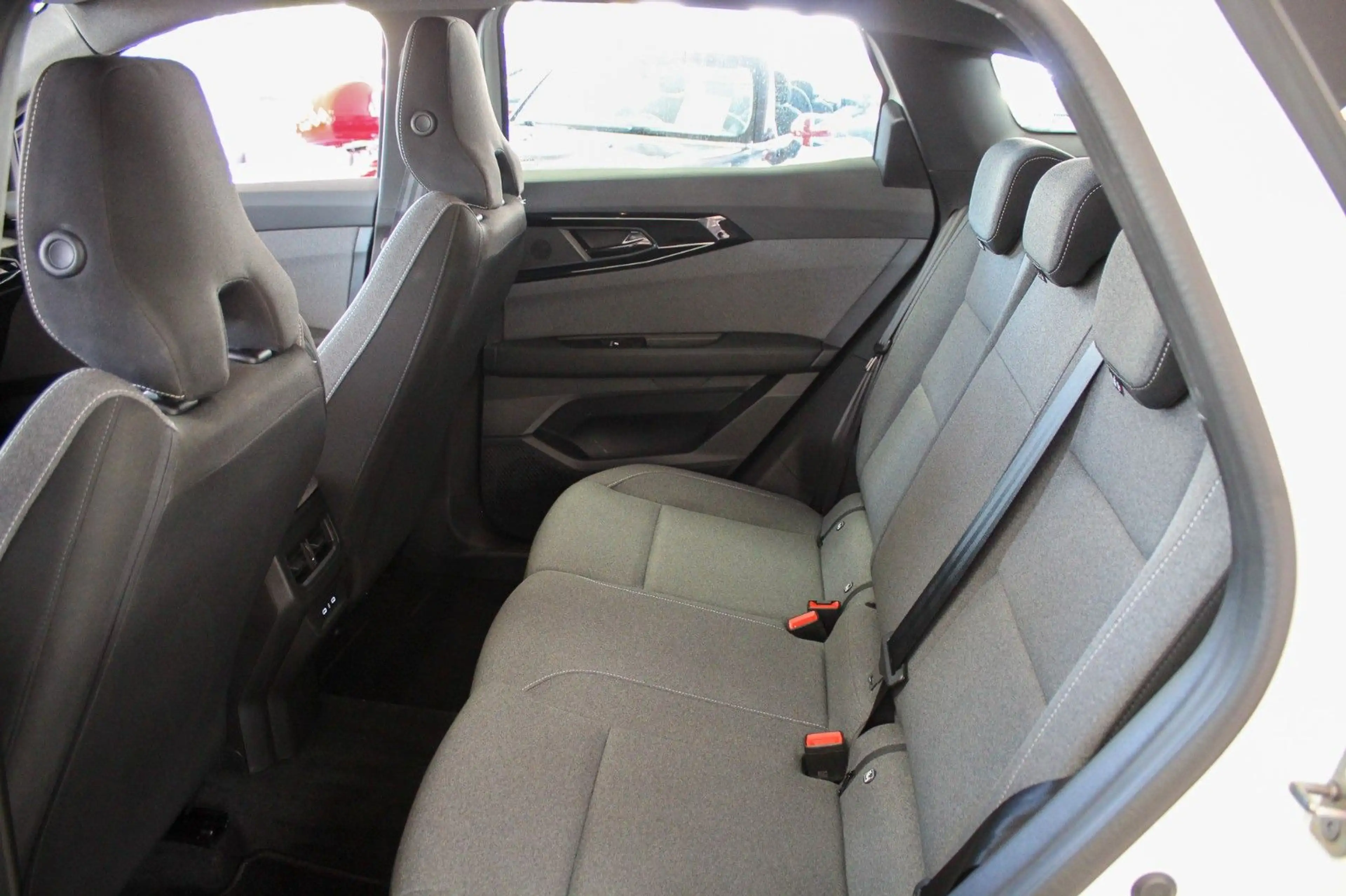 Renault Austral 1.3 TCe 160 Mild-Hybrid Aut. Evolution — photo 10