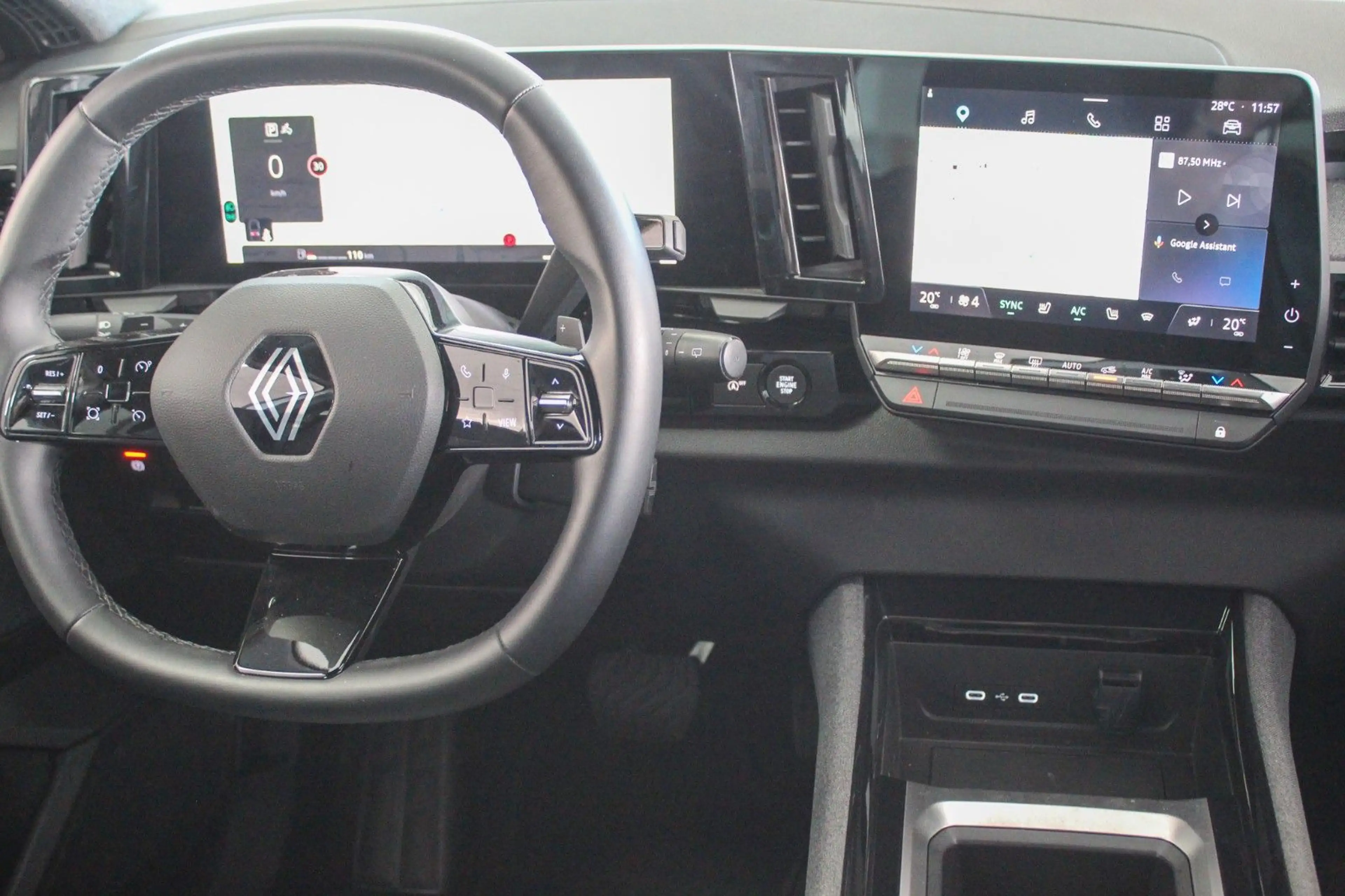 Renault Austral 1.3 TCe 160 Mild-Hybrid Aut. Evolution — photo 12