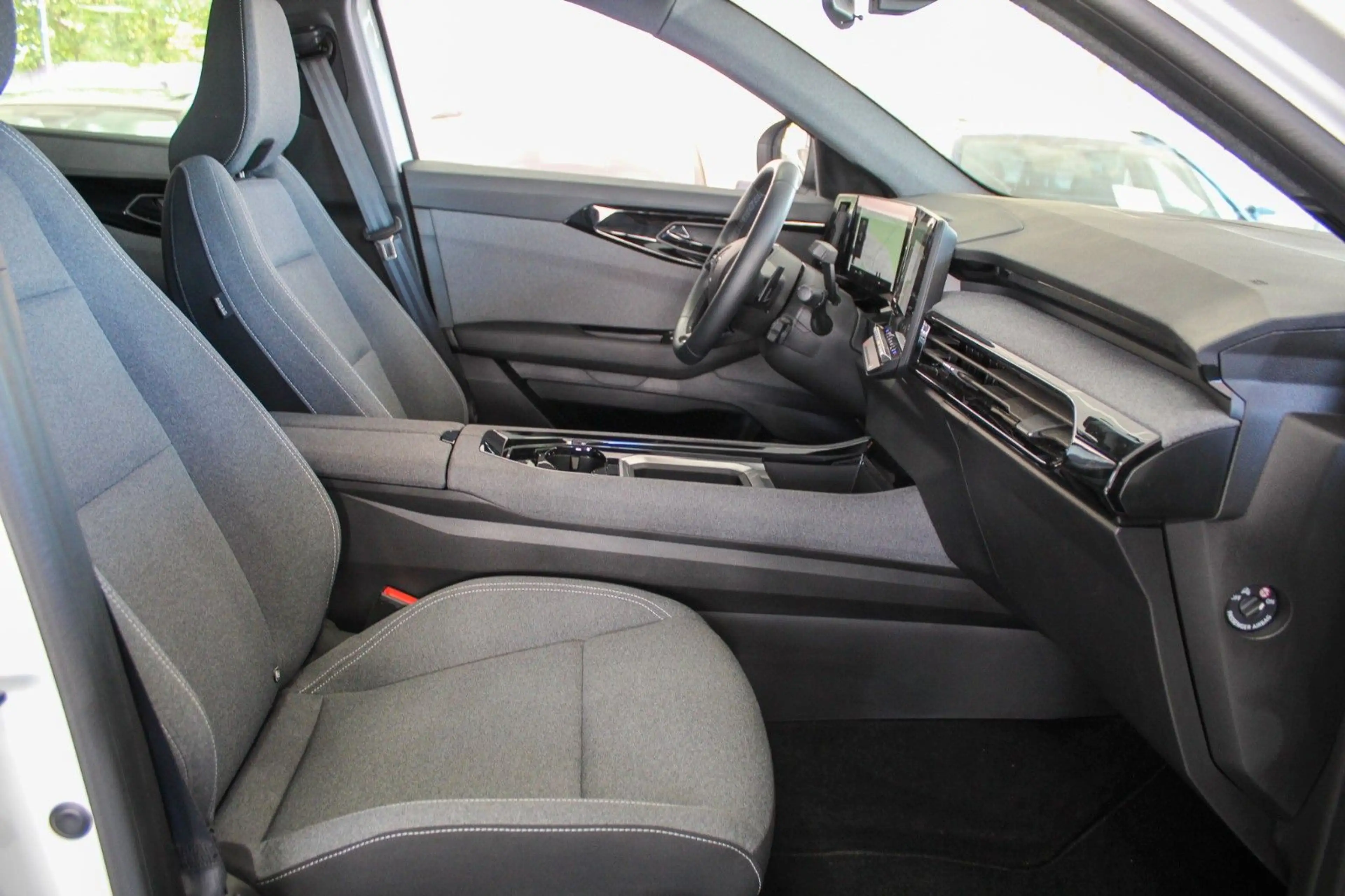 Renault Austral 1.3 TCe 160 Mild-Hybrid Aut. Evolution — photo 15