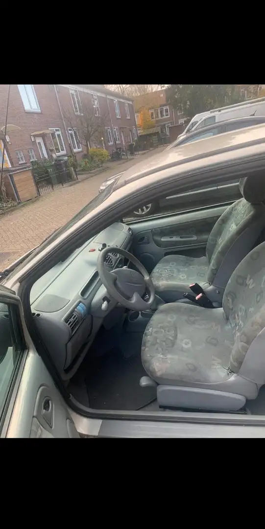 Renault Twingo 1.2 Expression Grijs - 2