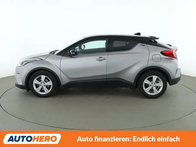 Toyota C-HR view 3