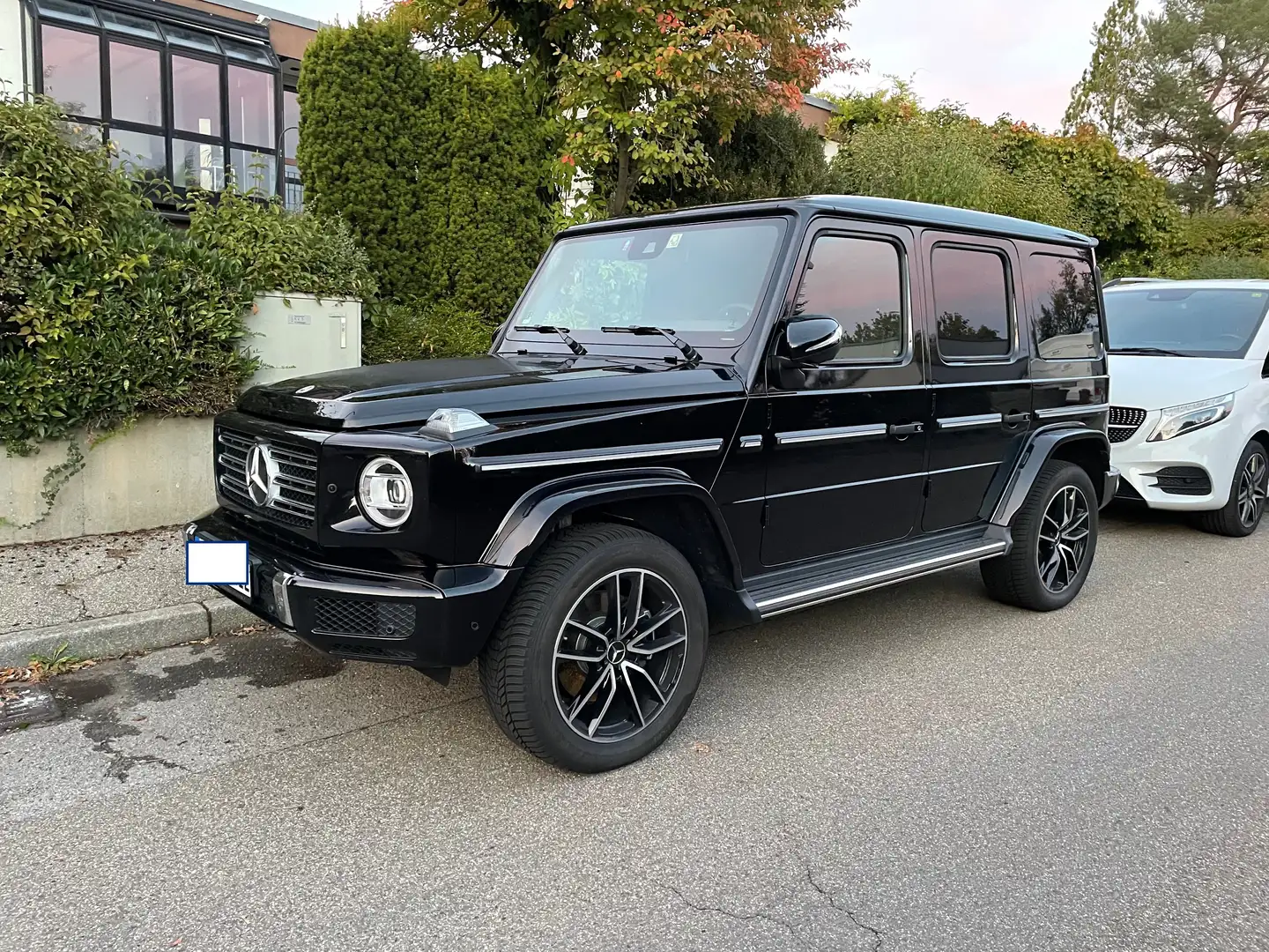 Mercedes-Benz G 400 G 400 AMG Line Sthz AHK Burm. Massg. Schieb. Schwarz - 1