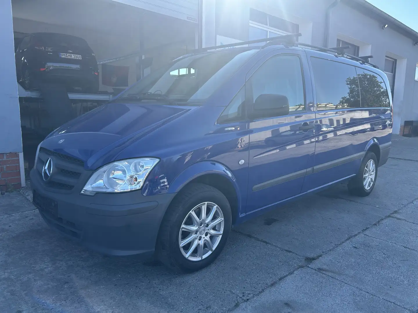 Mercedes-Benz Vito Vito 116 CDI Lang*SHUTTLE Blau - 1