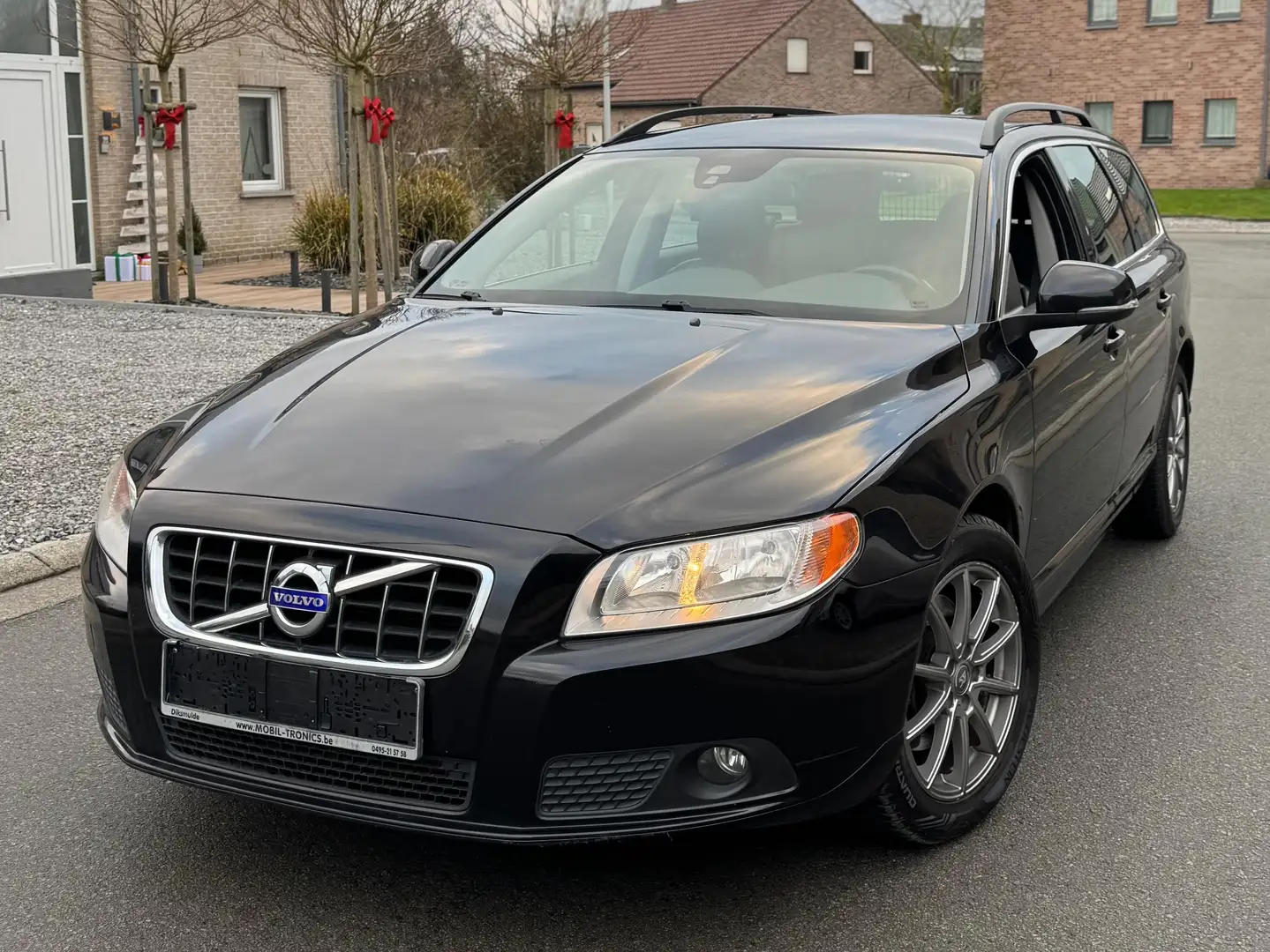 Volvo V70 V70 2.0 Noir - 1