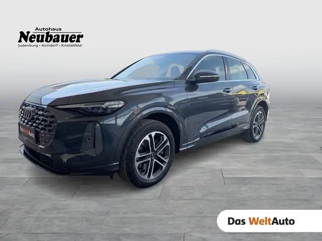 Audi Q5 SUV TDI quattro 150 kW Ansicht 1