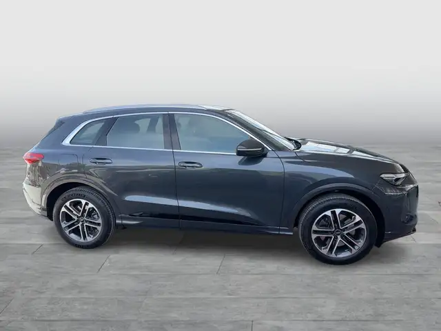 Audi Q5 SUV TDI quattro 150 kW Ansicht 5
