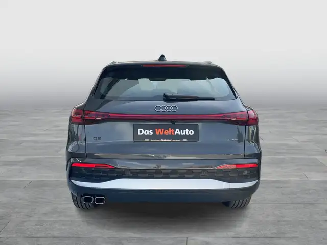 Audi Q5 SUV TDI quattro 150 kW Ansicht 4