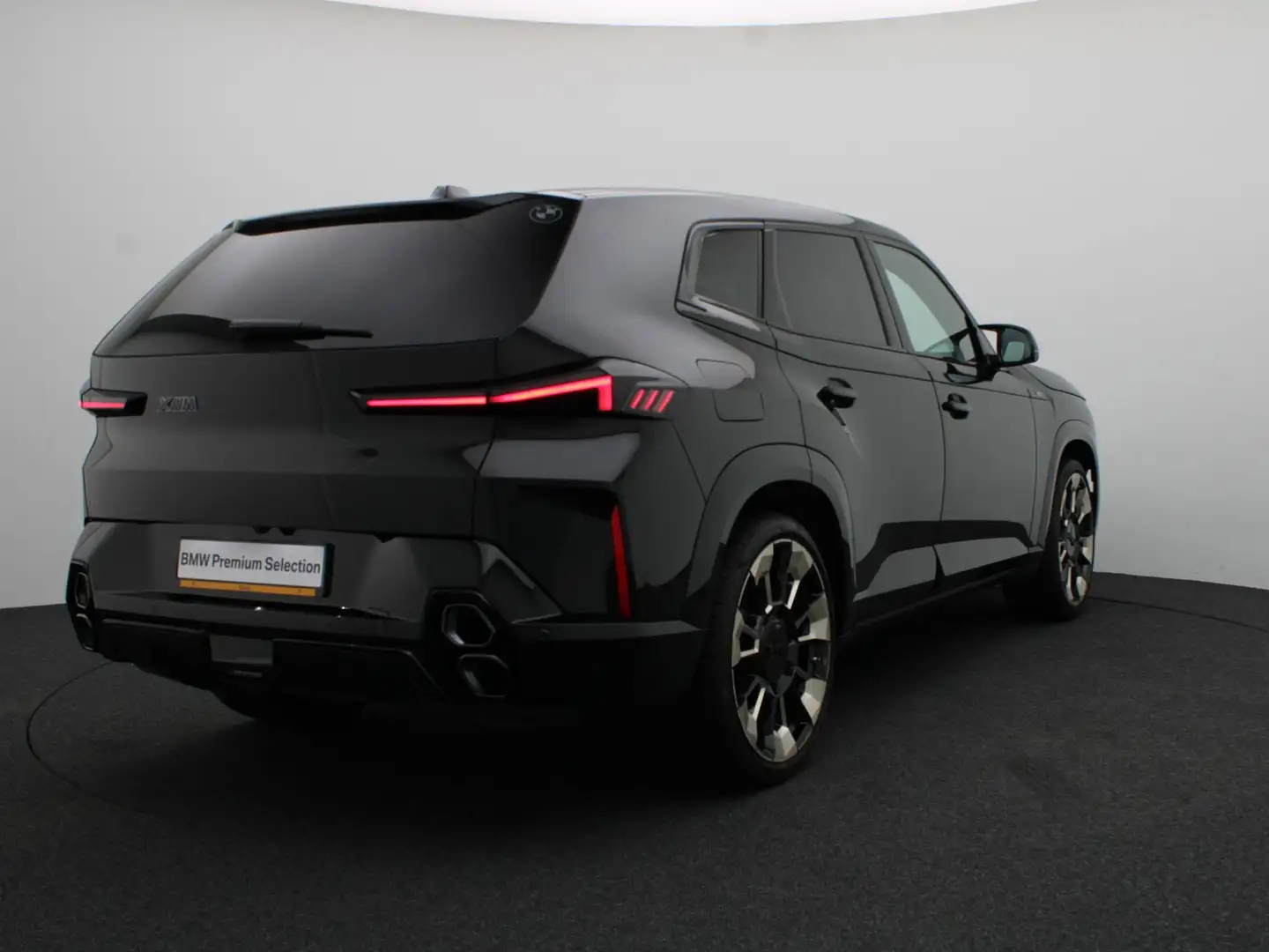 BMW XM PHEV 50e Adaptief M Onderstel Professional | Soft Noir - 2
