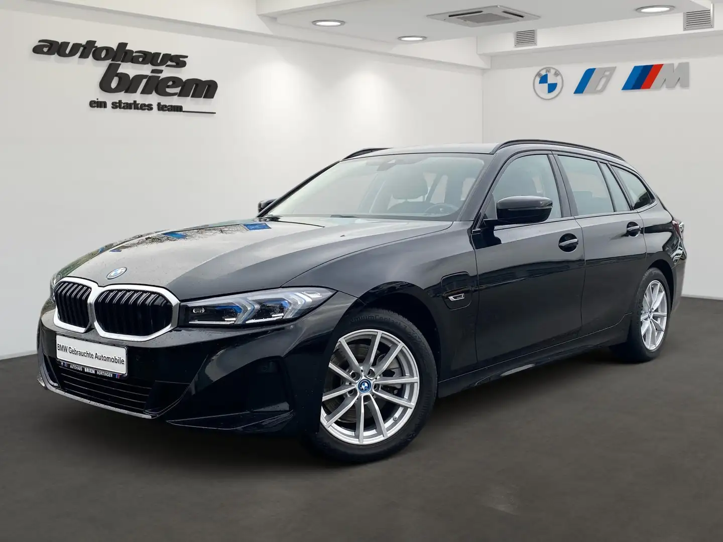 BMW 330 e Touring, ab 222,- € mtl. Rate Negro - 1
