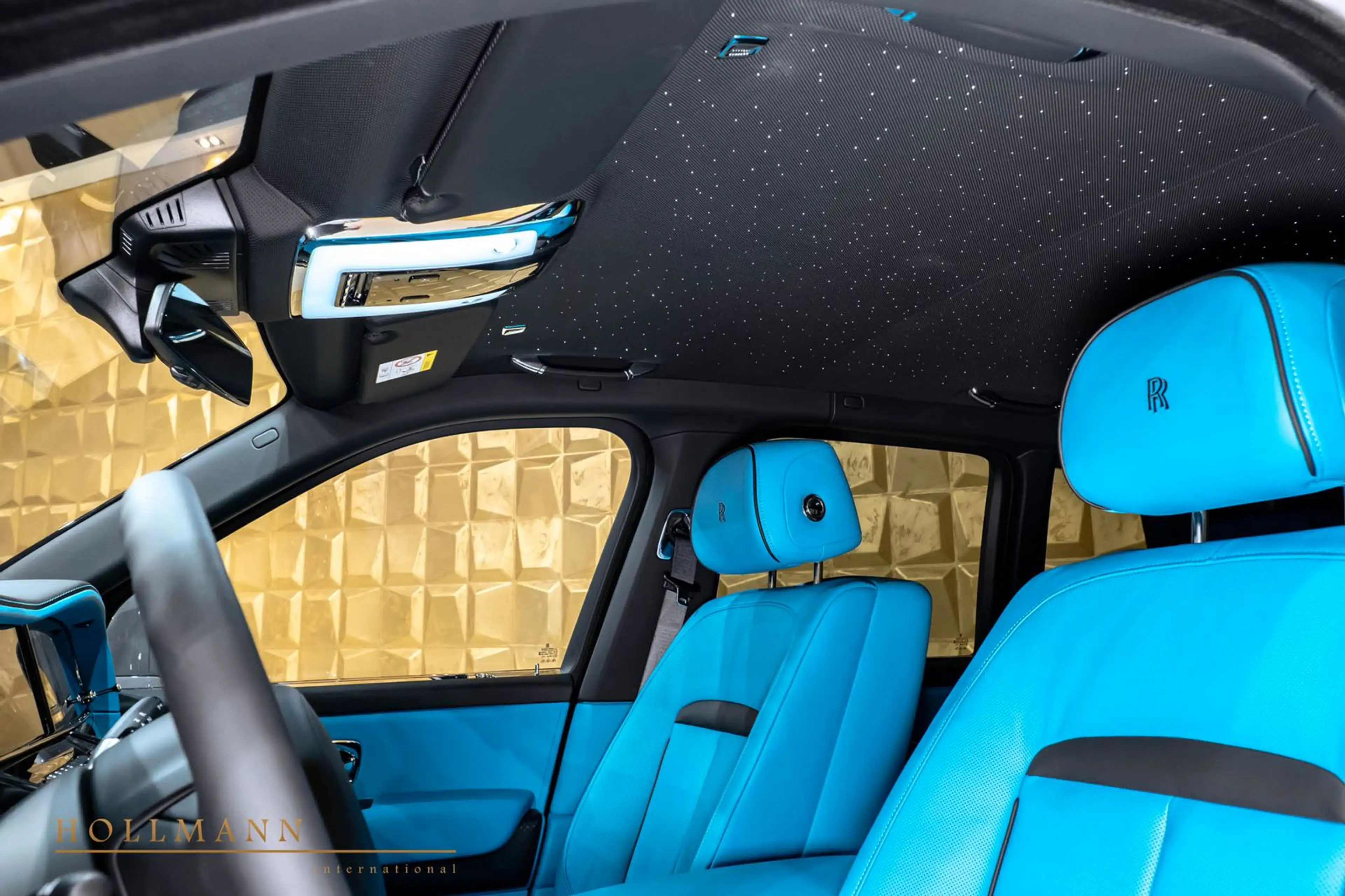 Rolls-Royce Cullinan SERIES II + BLACK BADGE + MY2026 — photo 15