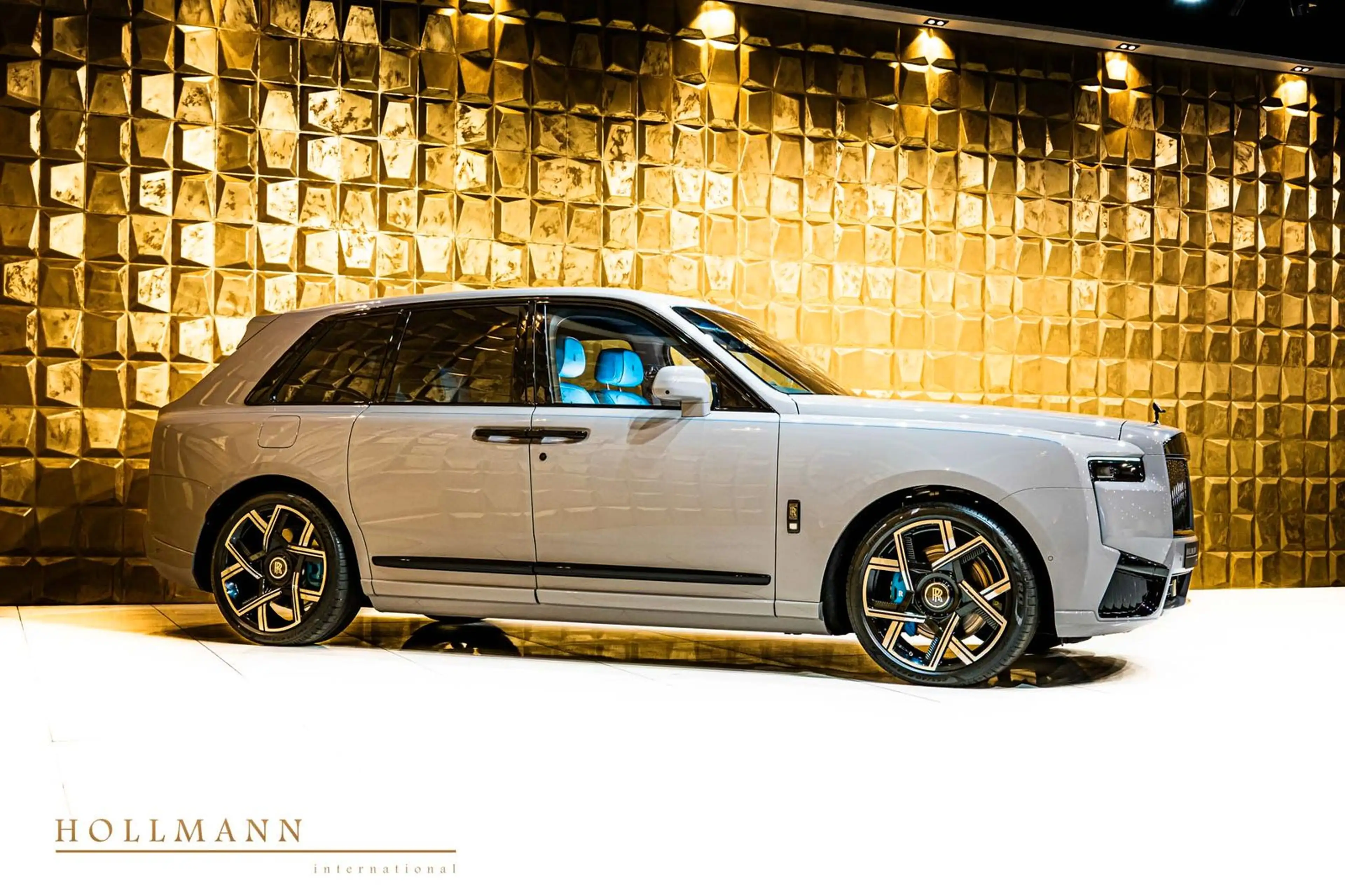 Rolls-Royce Cullinan SERIES II + BLACK BADGE + MY2026 — photo 11