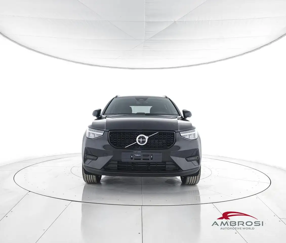 Volvo XC40 2026