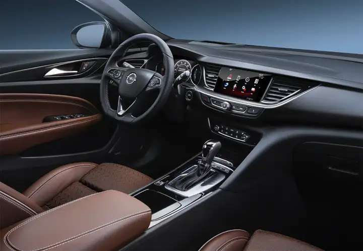 Opel Insignia ST - INNOVATION 1.6 CDTI S/S 2020, foto 8