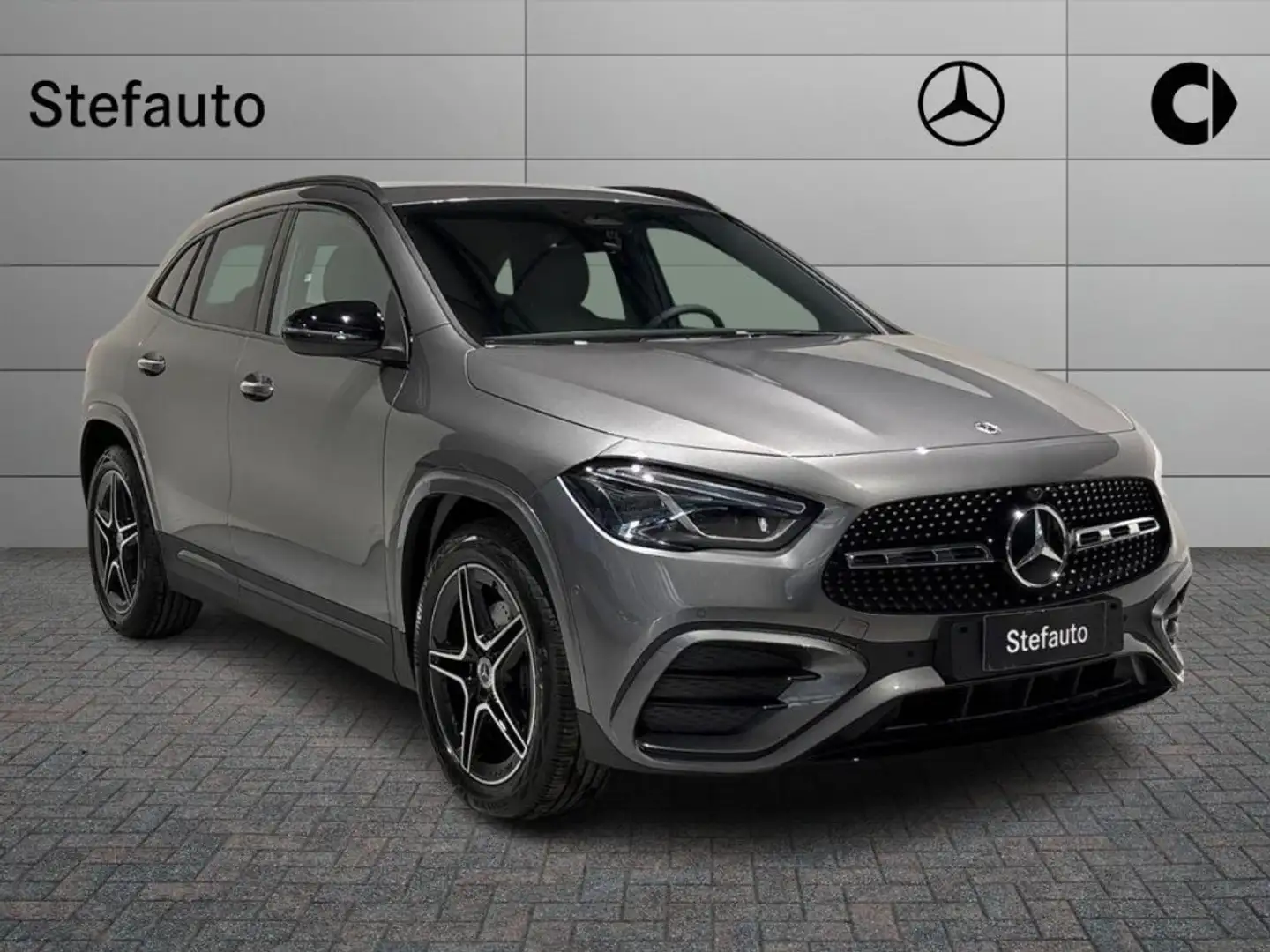 Mercedes-Benz GLA 200 d Automatic AMG Line Advanced Plus Szary - 1