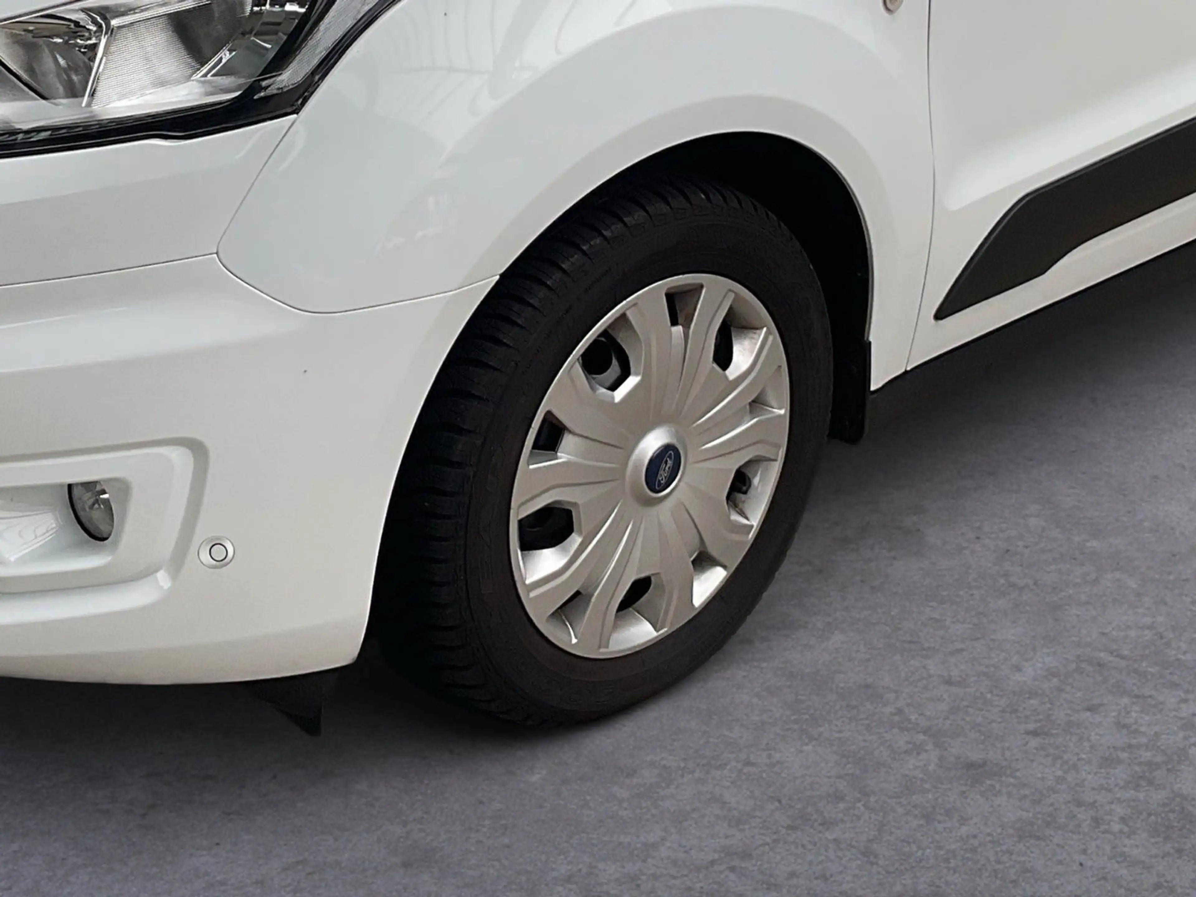 Ford Transit Connect Kasten L1 Wenig Km — photo 6