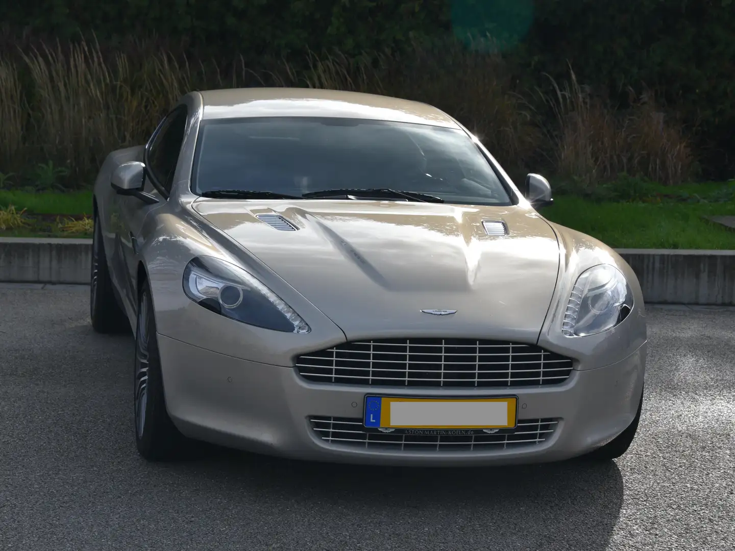 Aston Martin Rapide Rapide Grau - 2