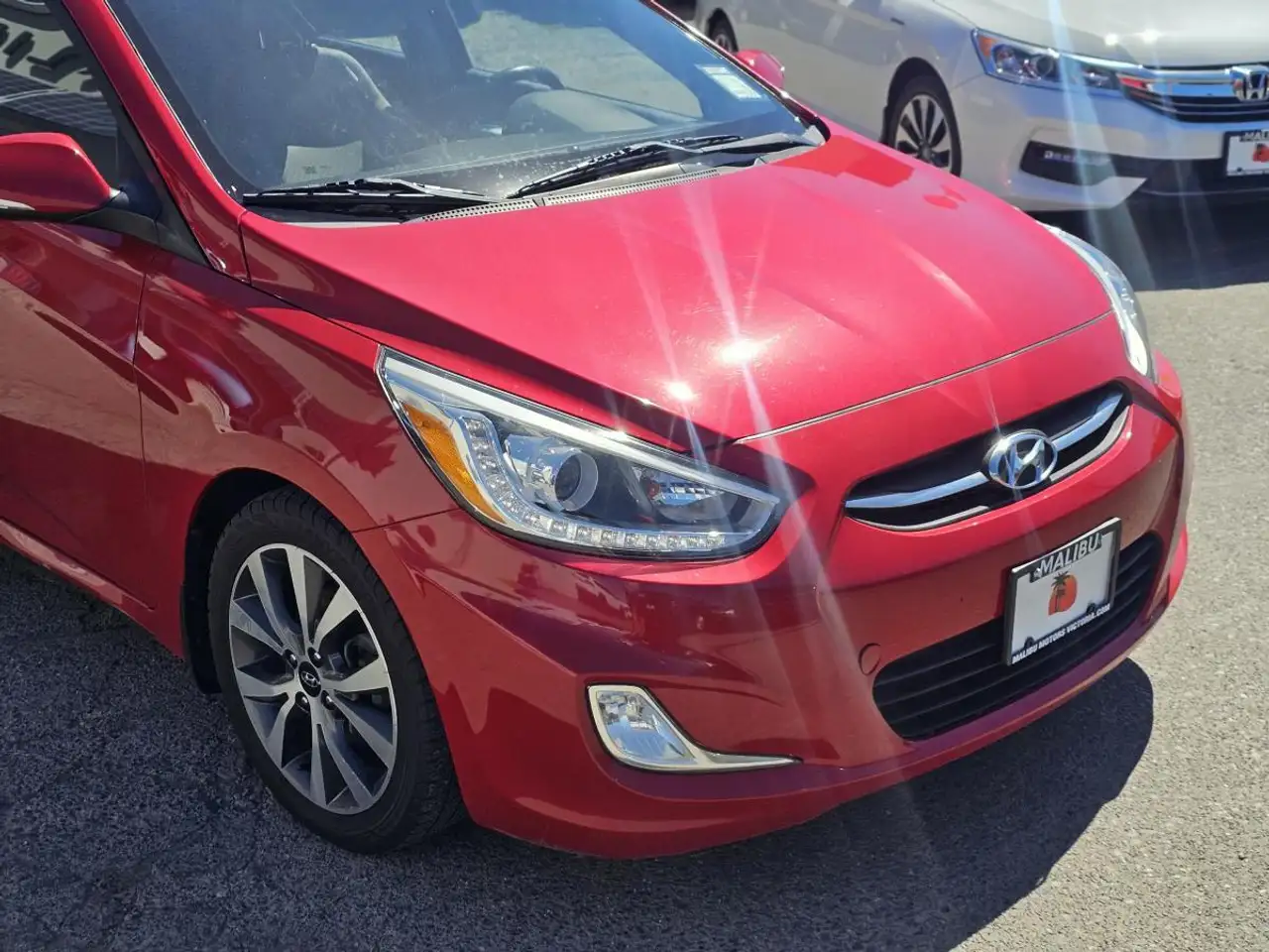 Hyundai ACCENT photo Hyundai ACCENT