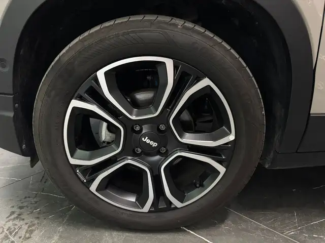 Jeep Avenger view 14