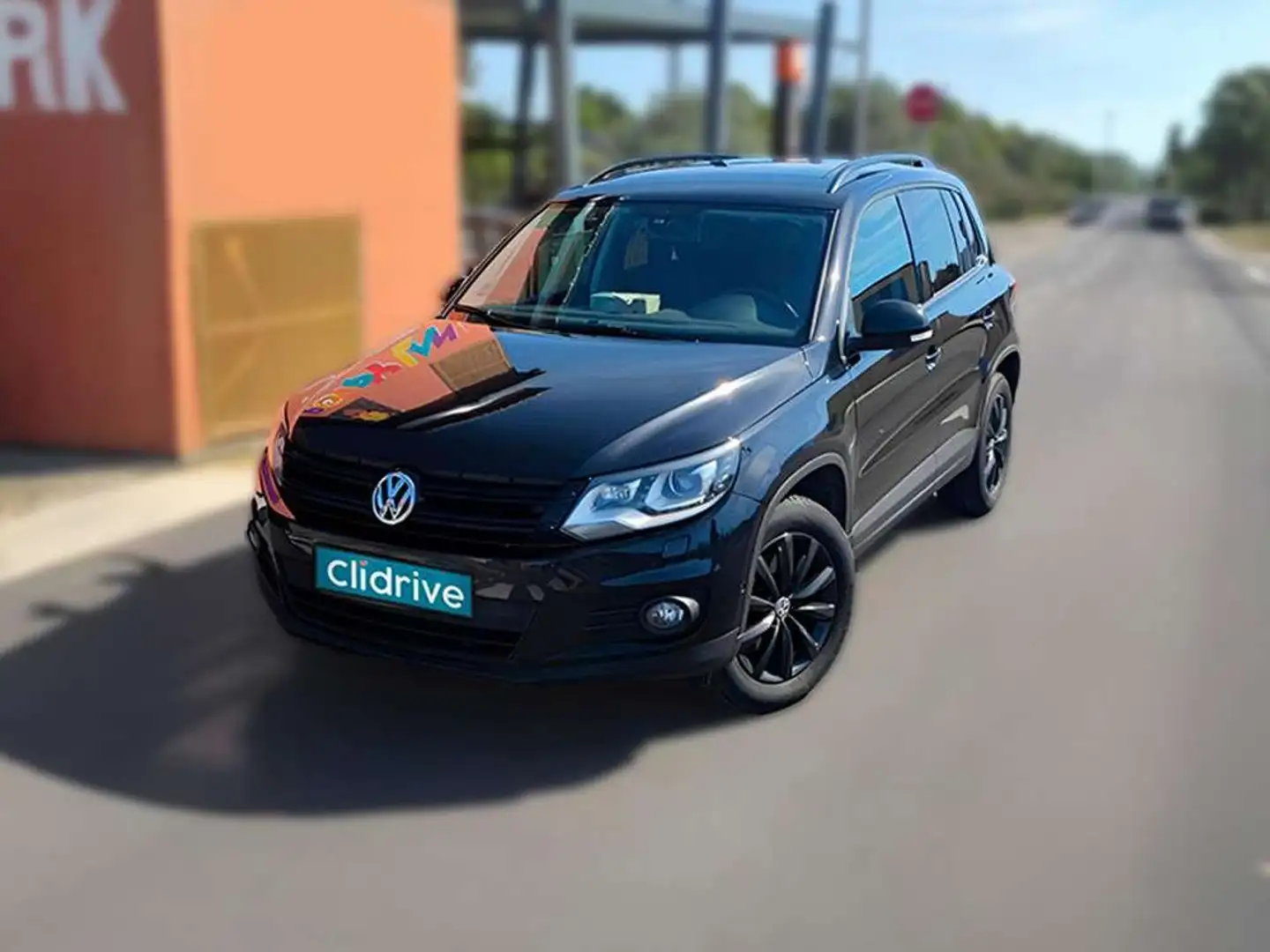 Volkswagen Tiguan 2.0 TDI 140cv 4x2 T1 BlueMotion Tech Negro - 2