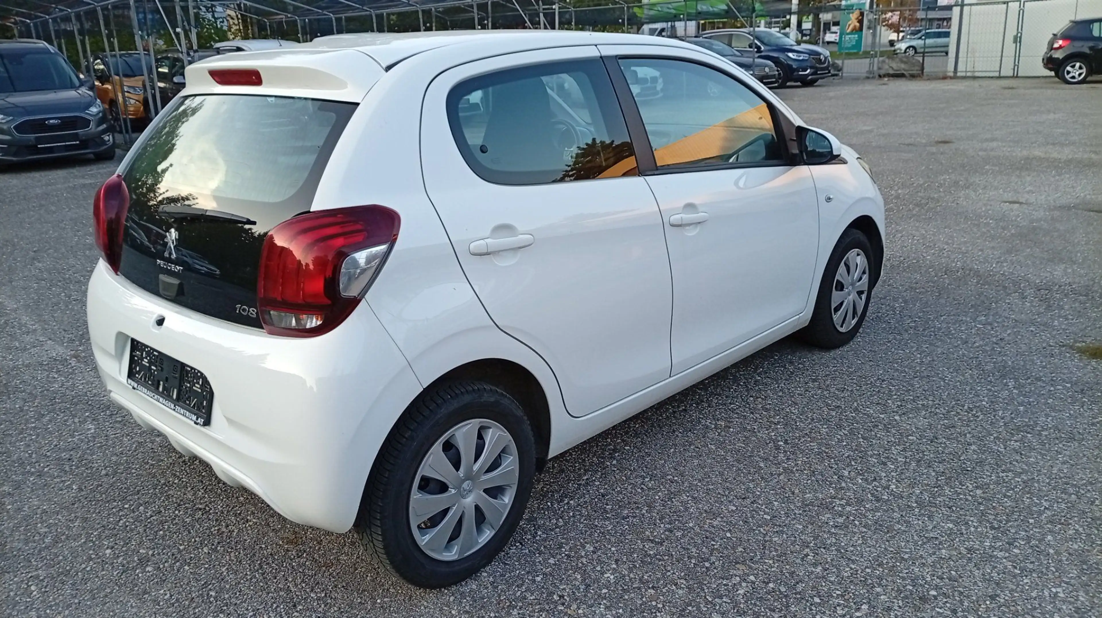 Peugeot 108 Acess — photo 7
