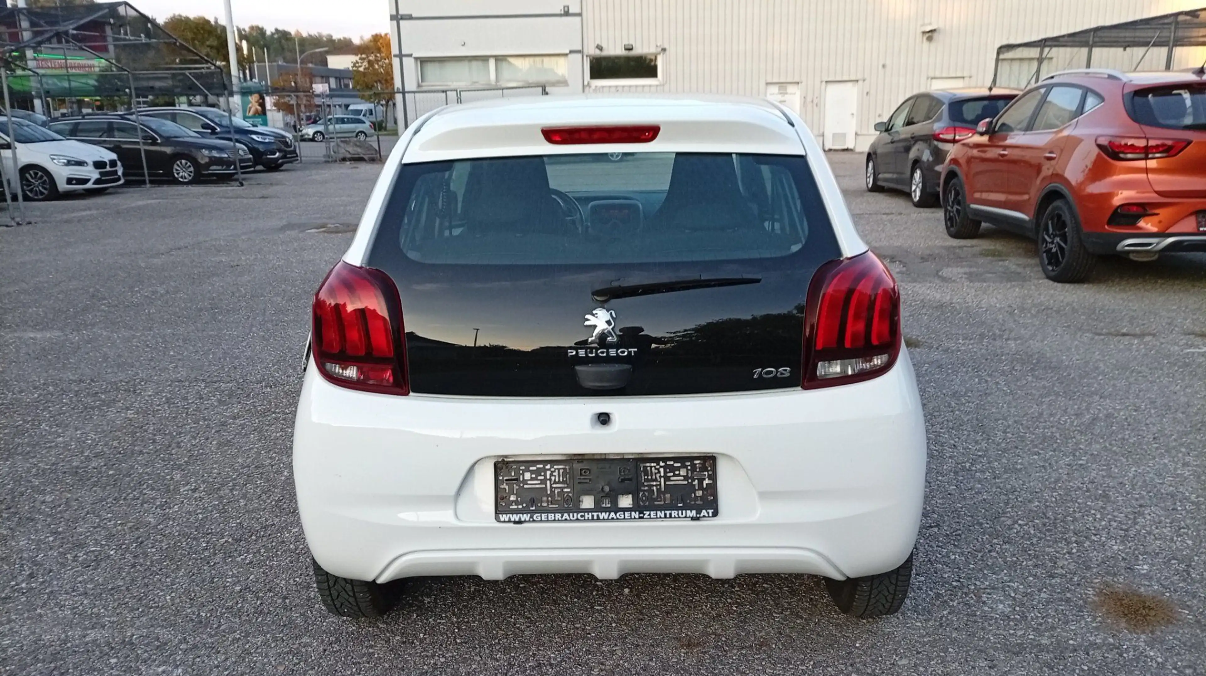 Peugeot 108 Acess — photo 3